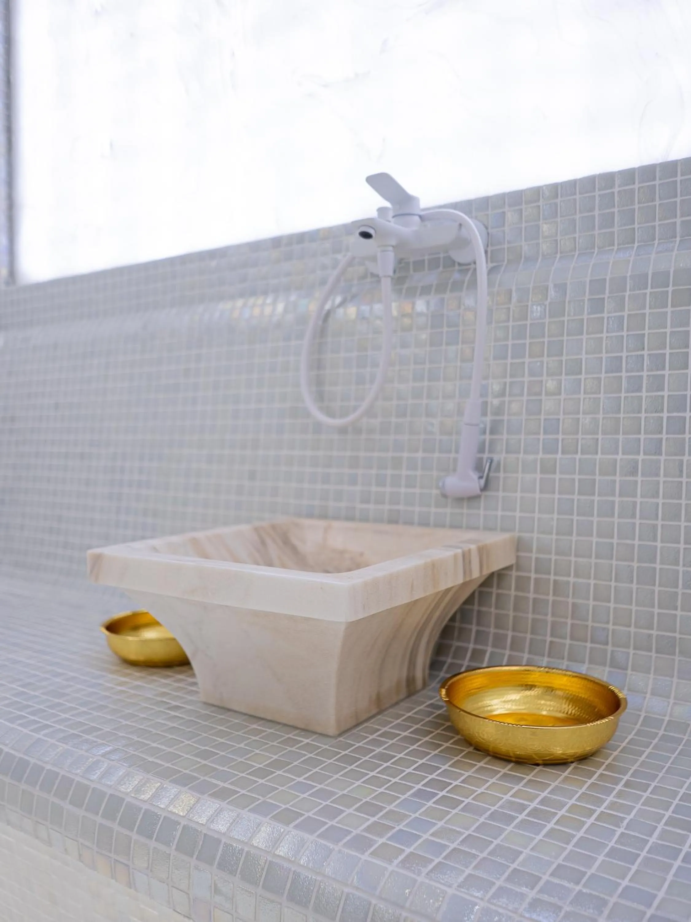 Spa and wellness centre/facilities in Tauke Khan Plaza