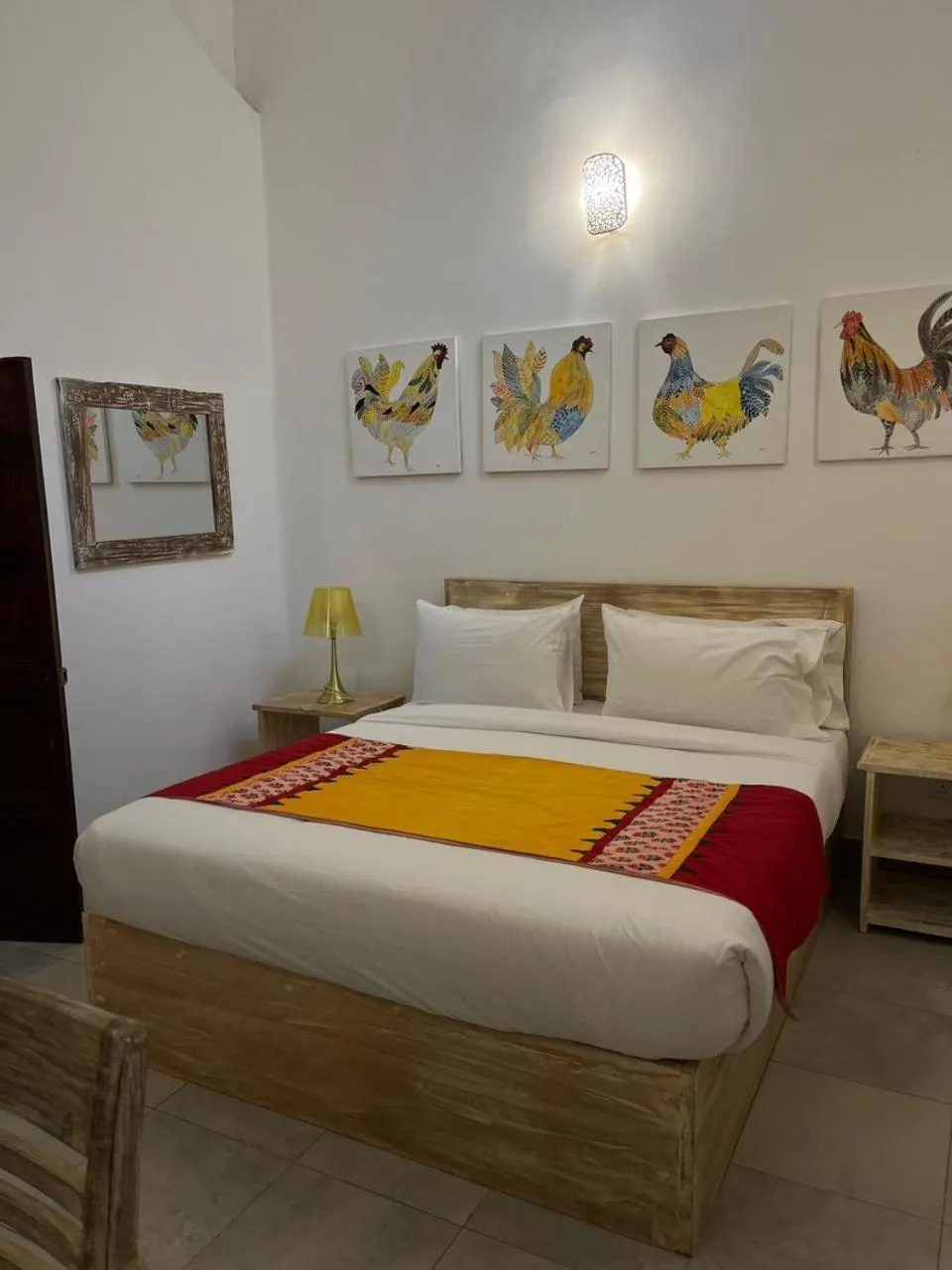 Bed in Esperanza Beach Mawella