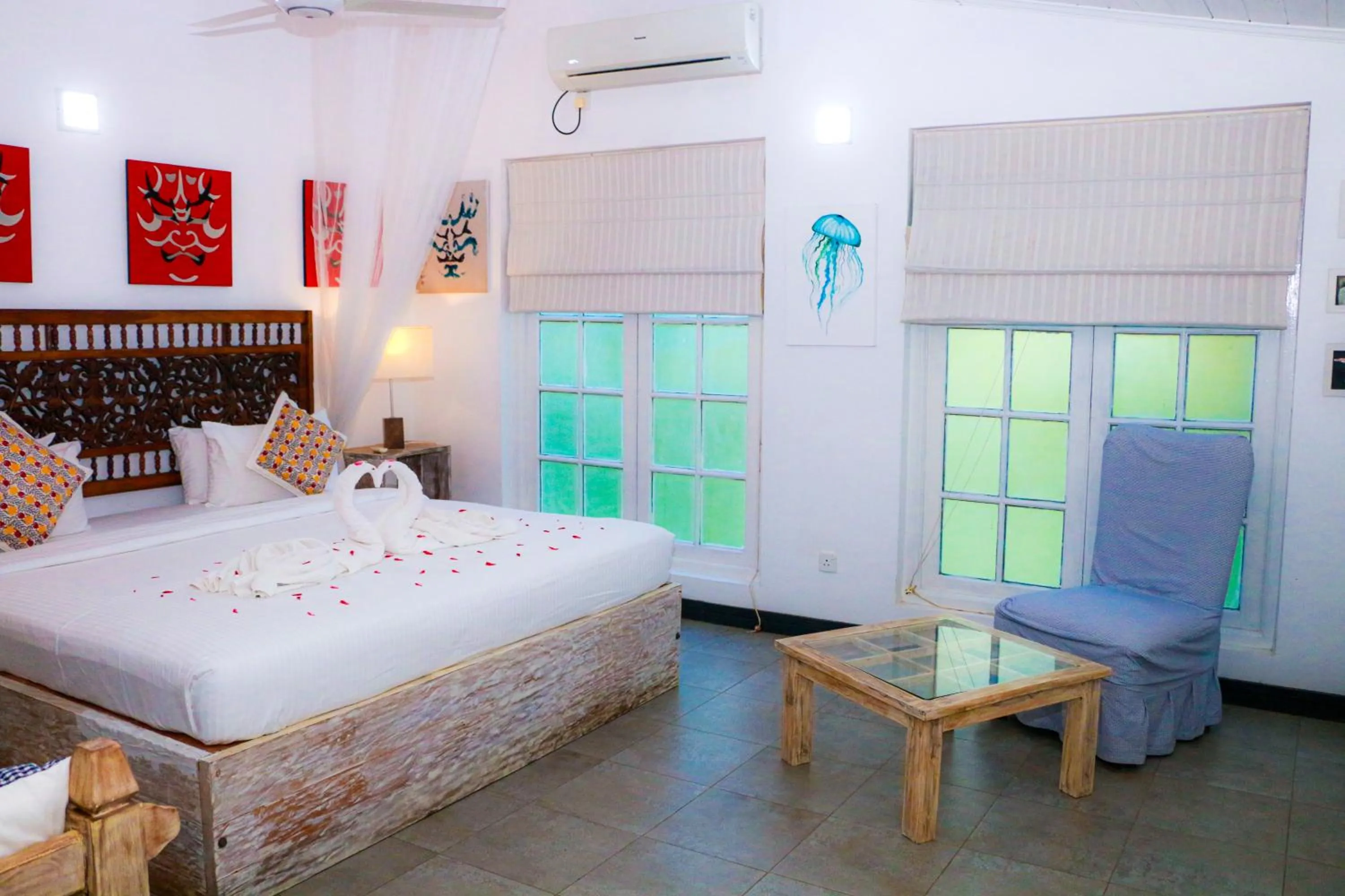 VIP, Bed in Esperanza Beach Mawella