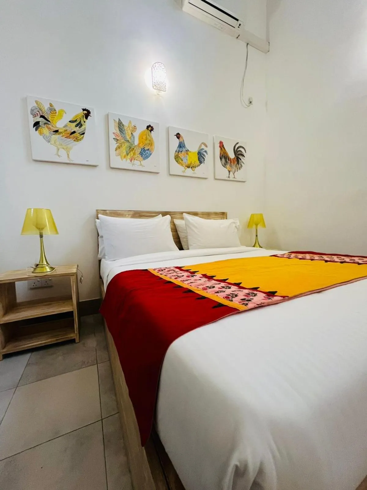 Bed in Esperanza Beach Mawella