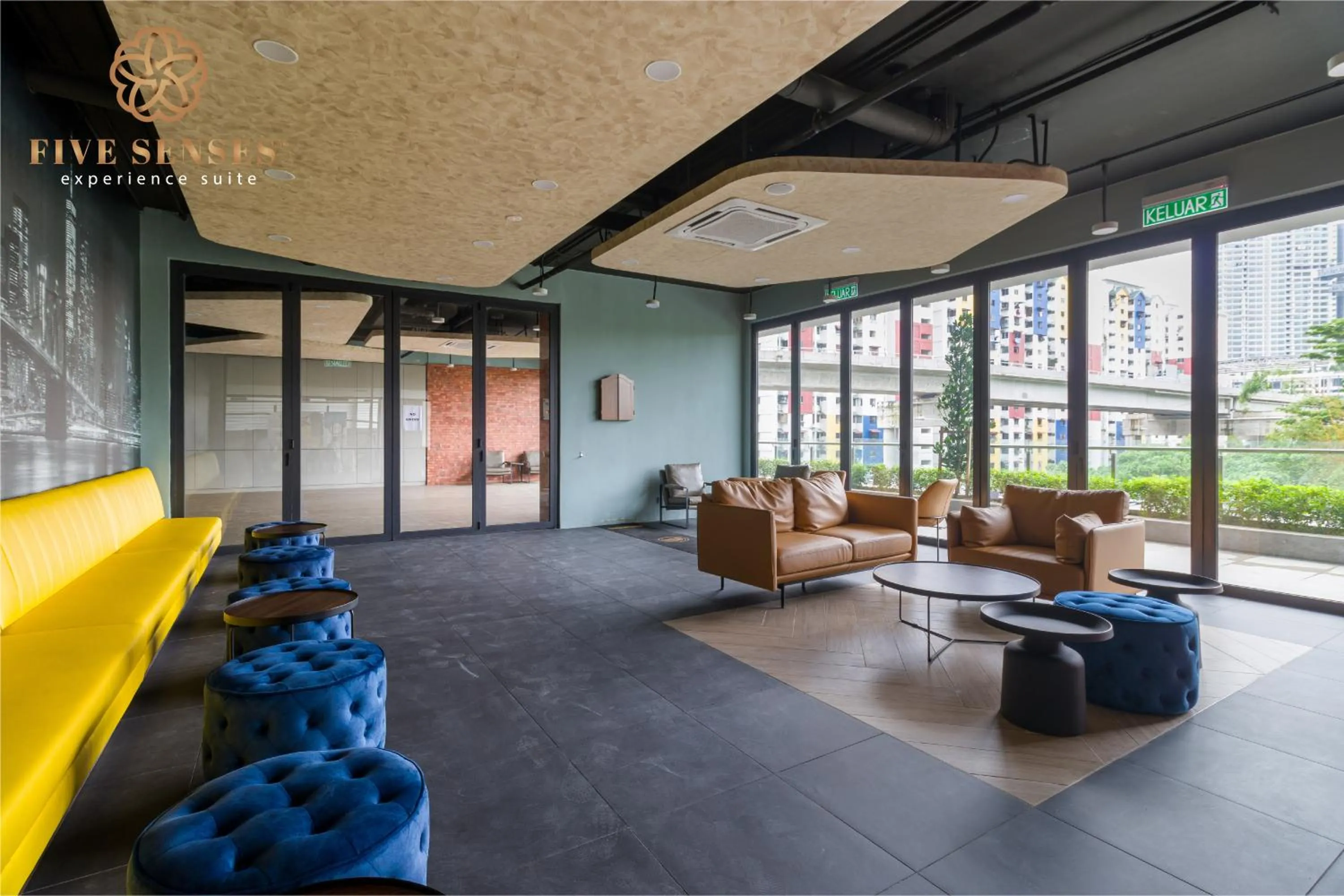 Lounge or bar in Neu Suites Residence Kuala Lumpur, Roam