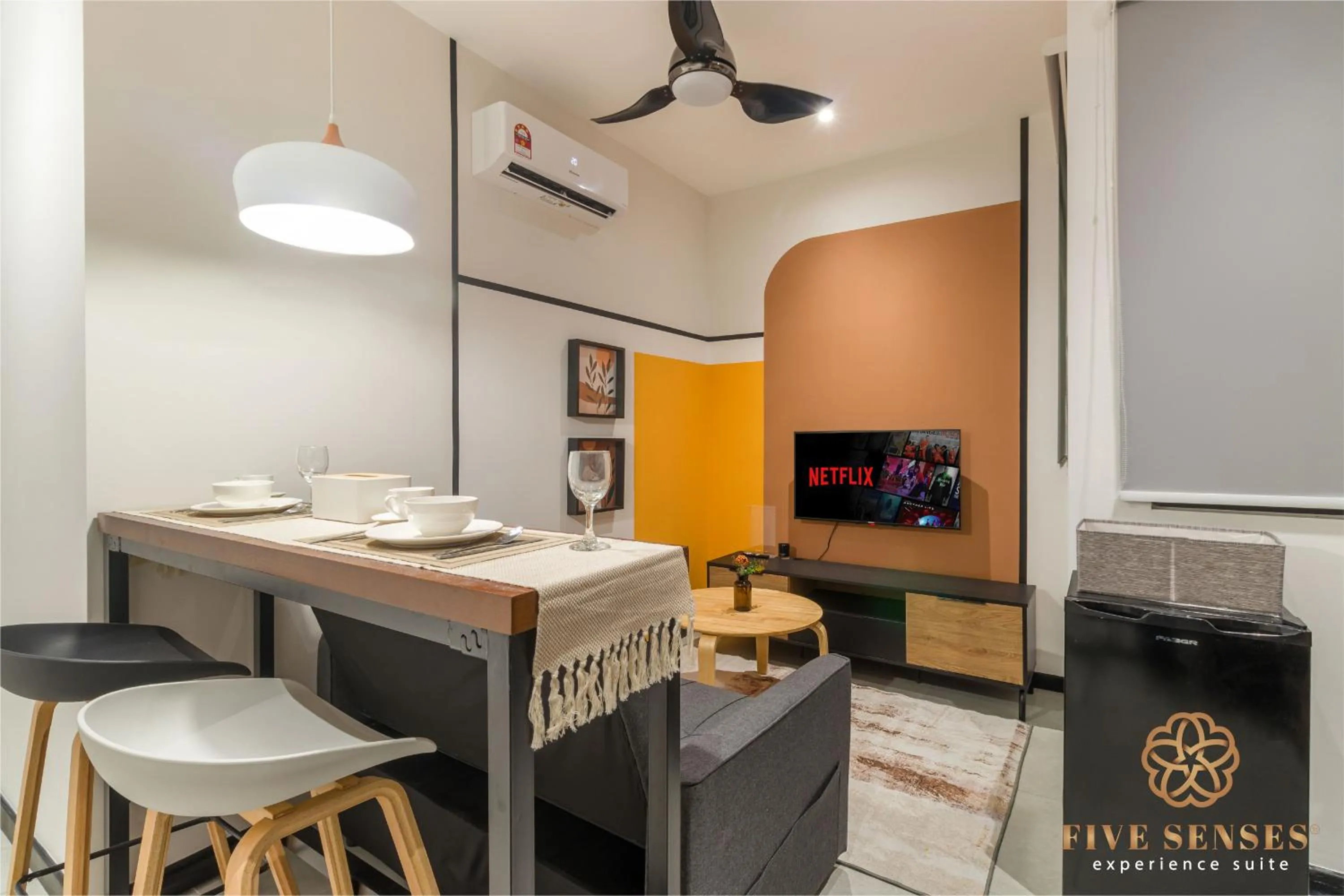 TV and multimedia in Neu Suites Residence Kuala Lumpur, Roam