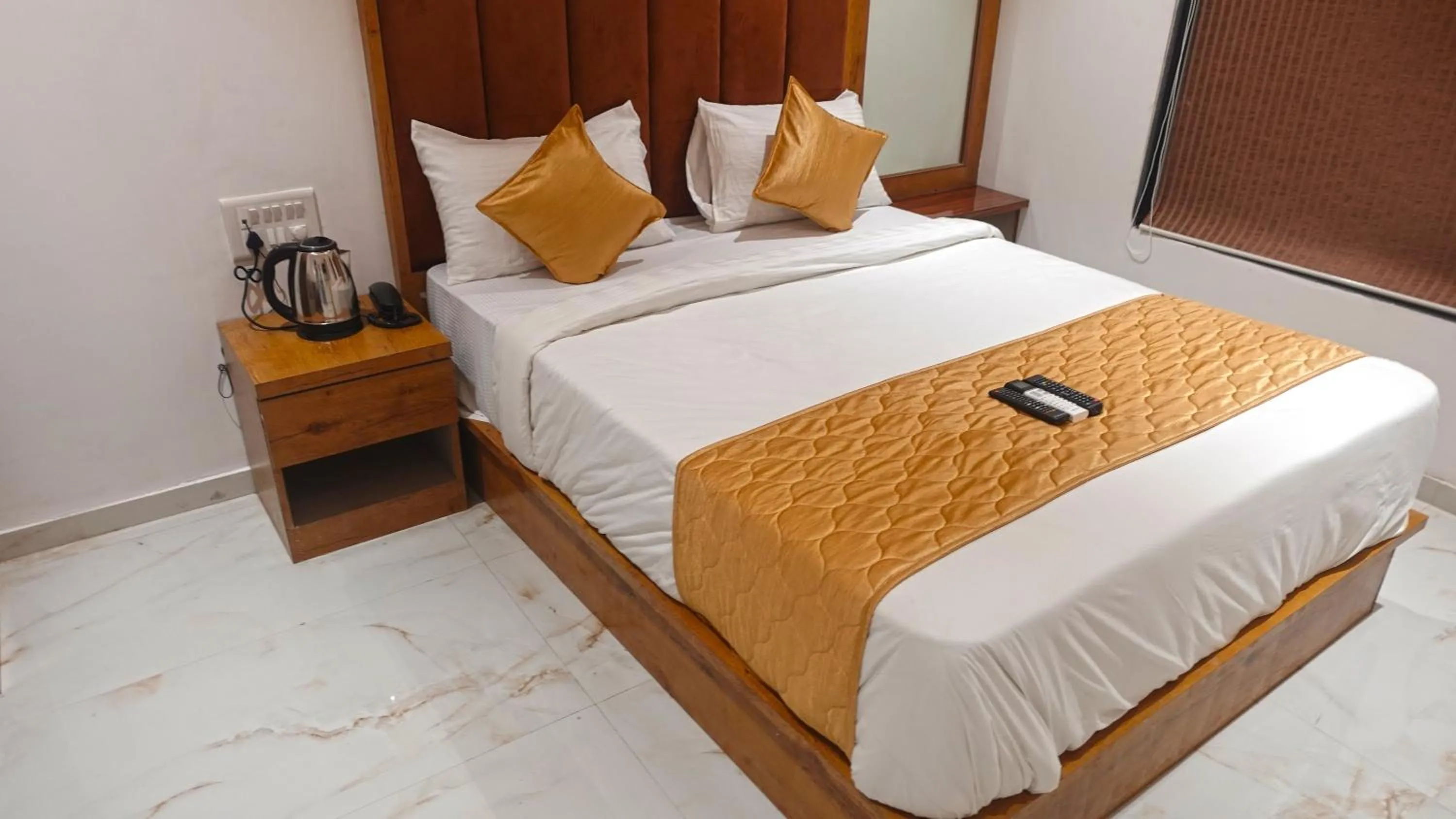 Bedroom, Bed in Hotel Palms Residency, Chembur Mumbai