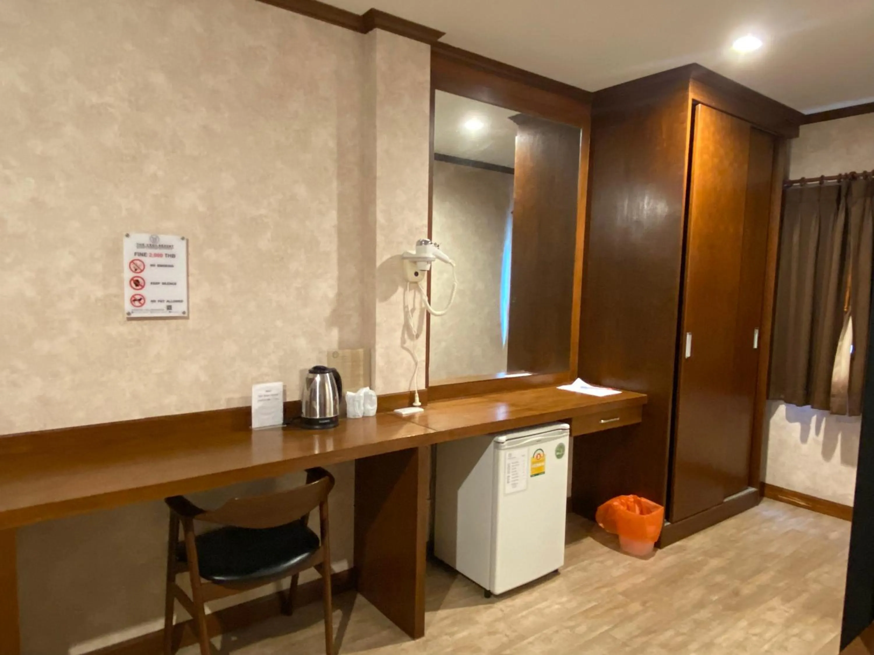 Area and facilities in RoomQuest Chonburi Laem Chabang