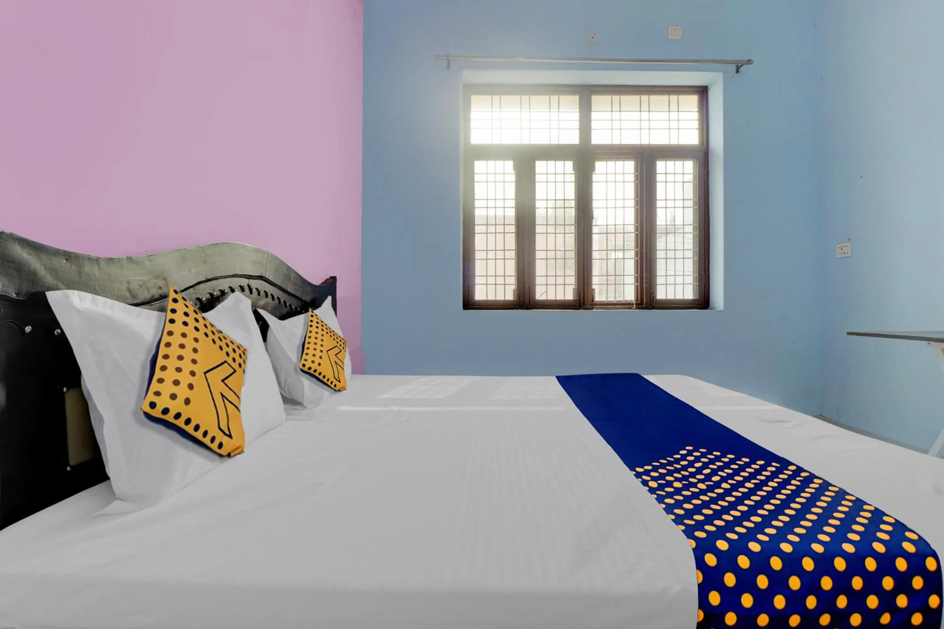 Bedroom in Hotel O Chaudhary Guest House