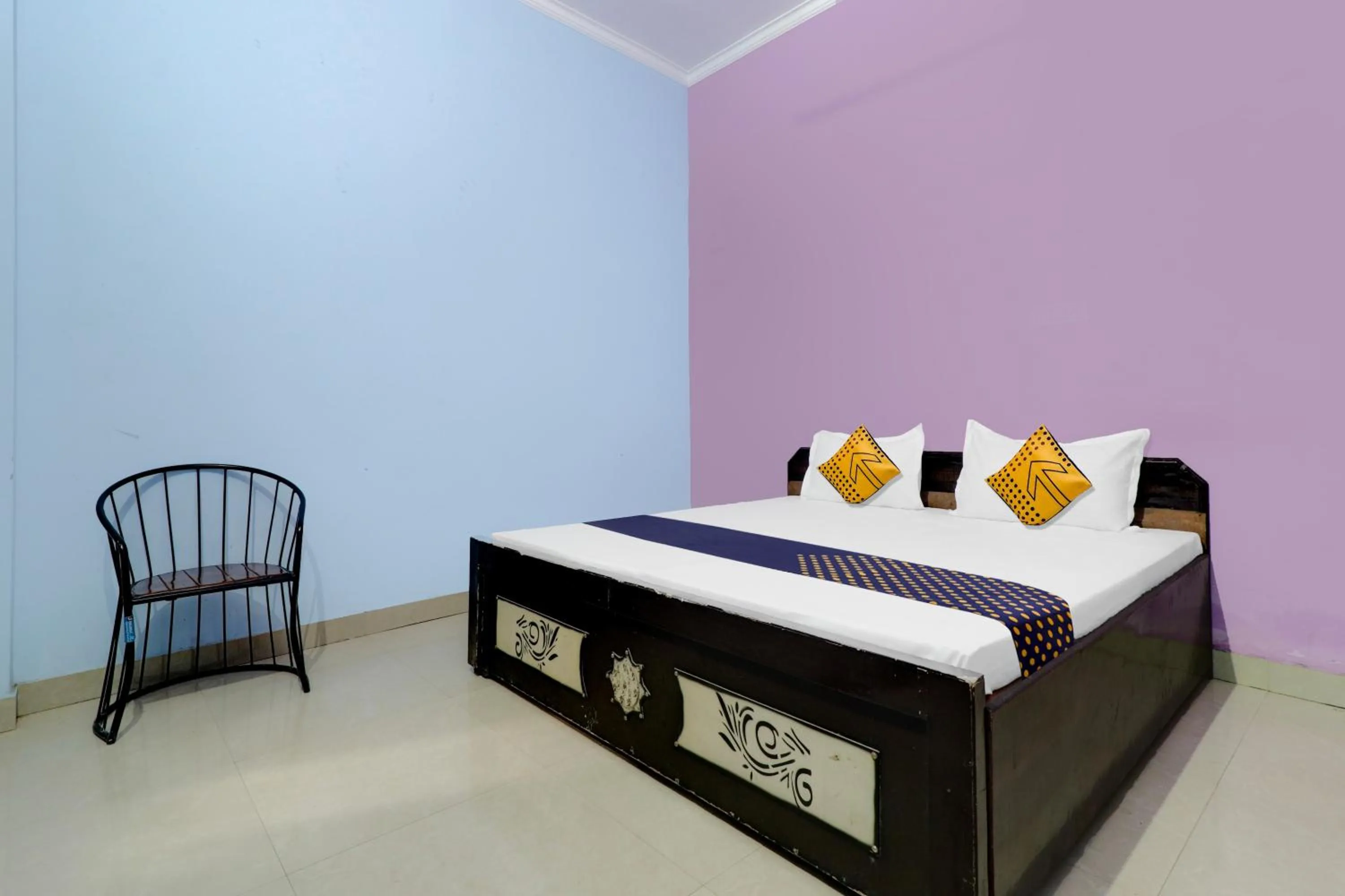 Bedroom in Hotel O Chaudhary Guest House