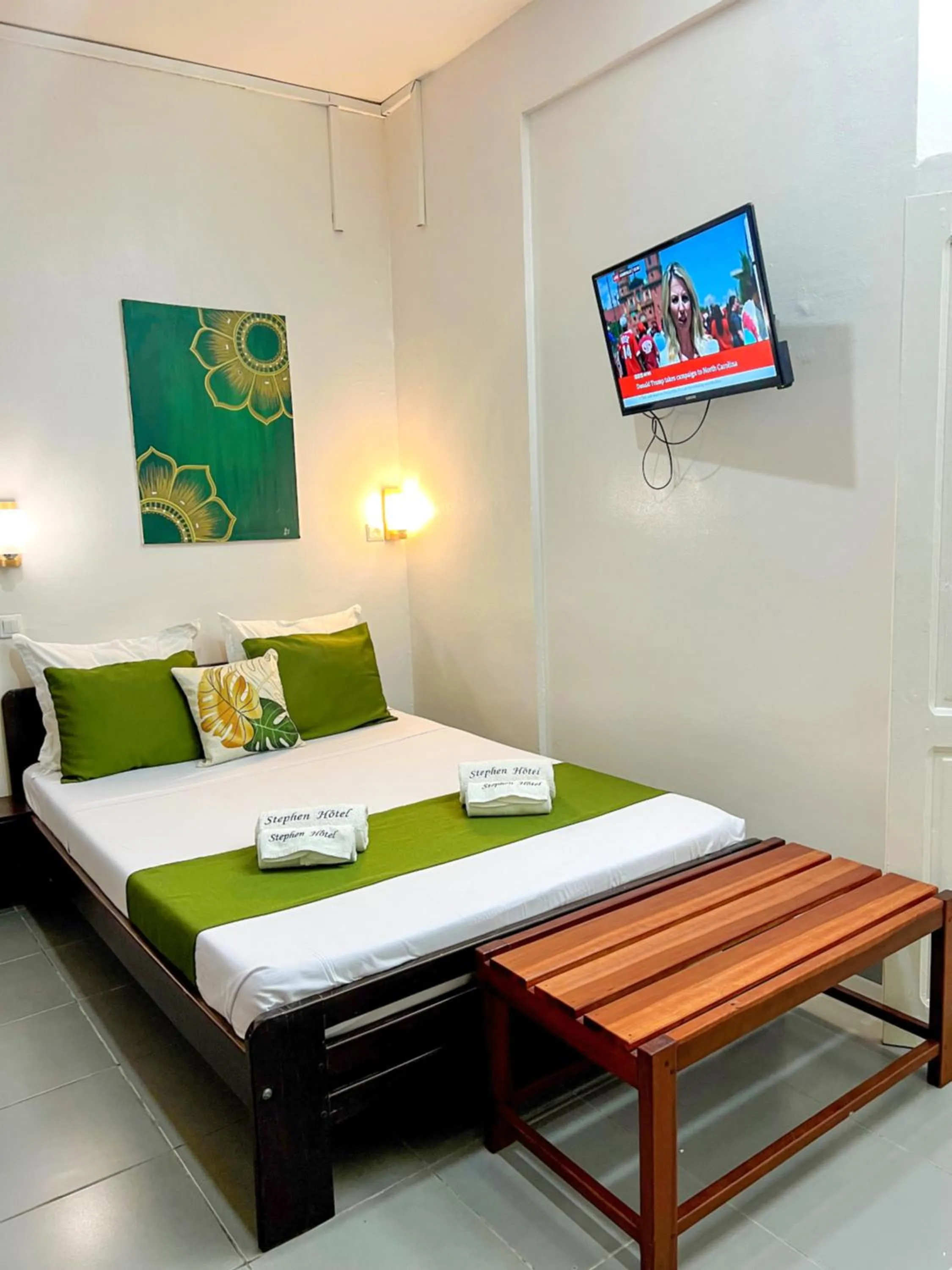 Bed in STEPHEN HOTEL