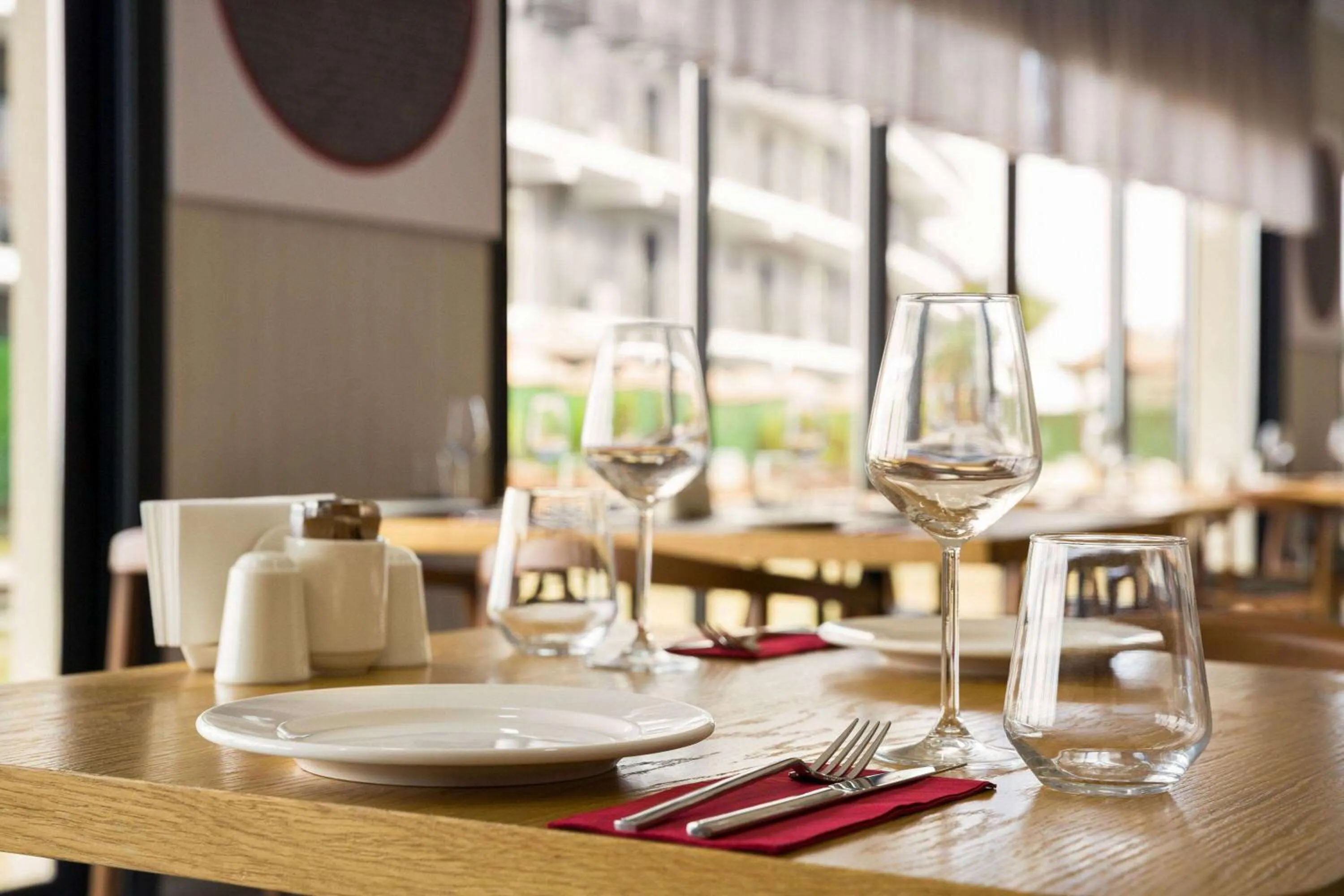 Restaurant/places to eat in Ramada by Wyndham Cesme