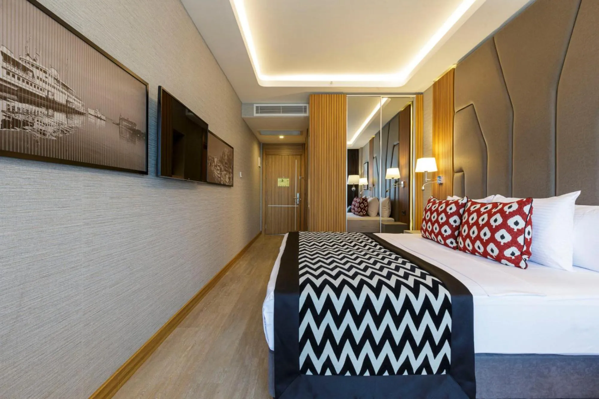 Photo of the whole room, Bed in Ramada Encore by Wyndham Istanbul Sisli