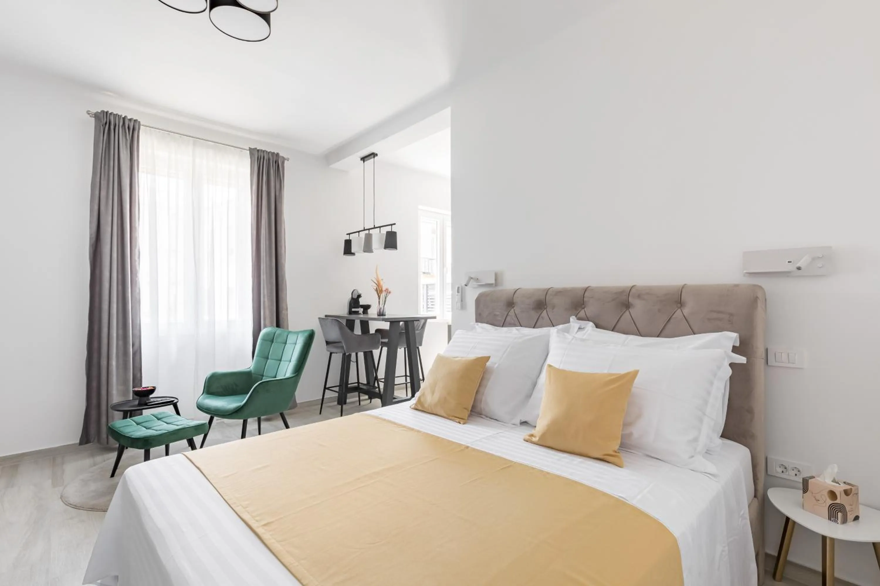 Studio apartment Home
