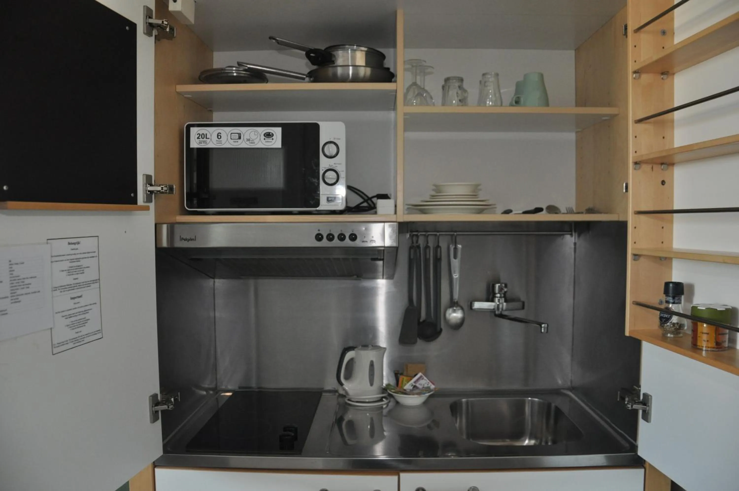 Kitchen or kitchenette in Hotel Sebel