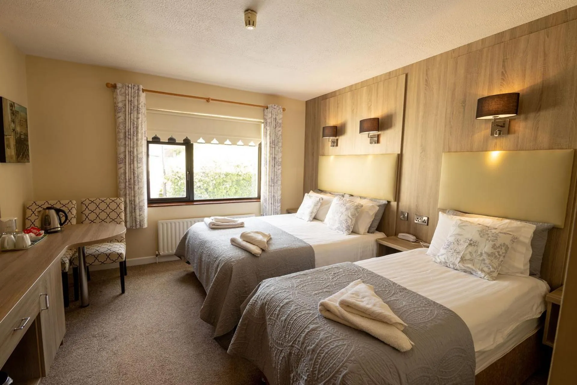 Photo of the whole room, Bed in Station House Bed & Breakfast