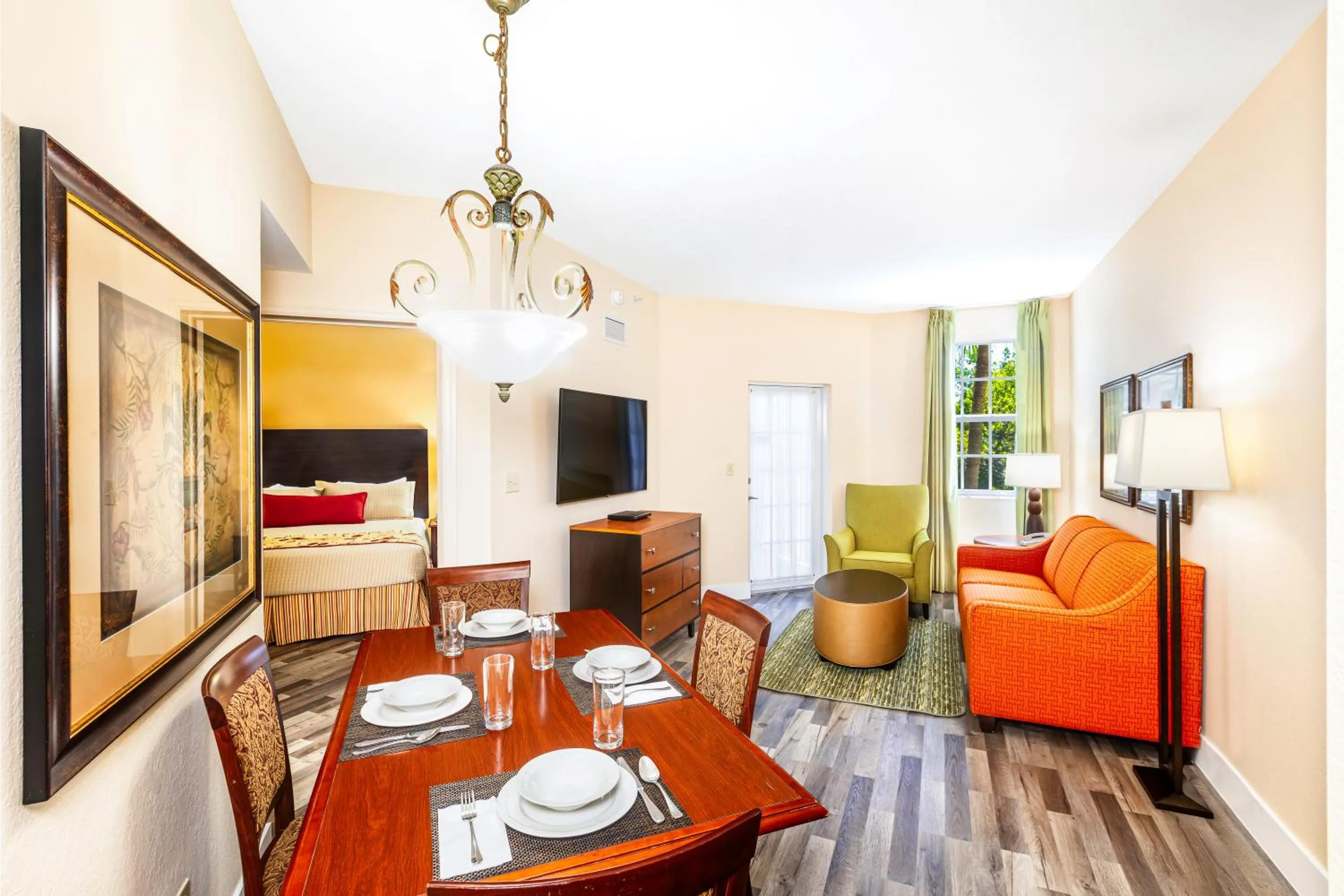 Dining area, Bed in Mizner Place at Weston Town Center, Fort Lauderdale