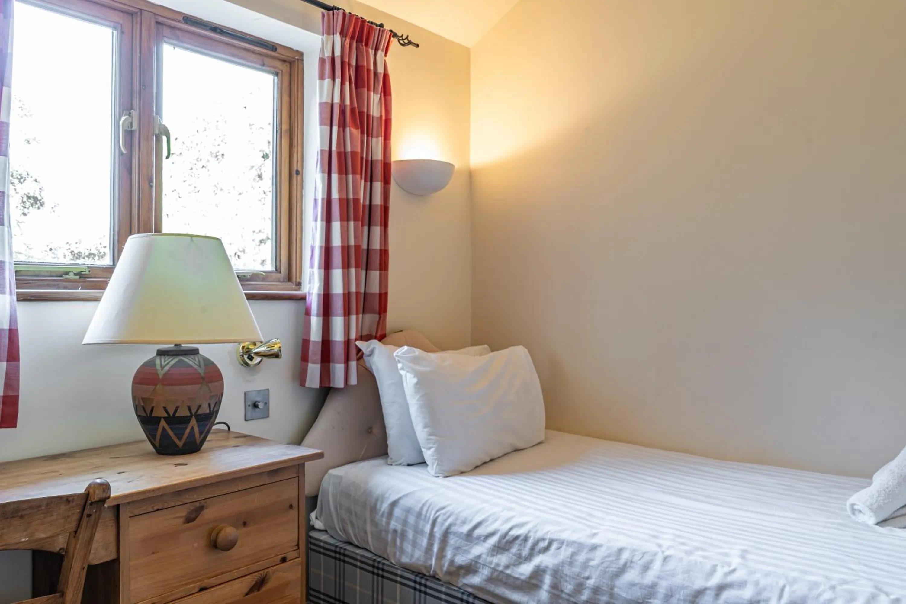 The Stables - Holly Tree Barns