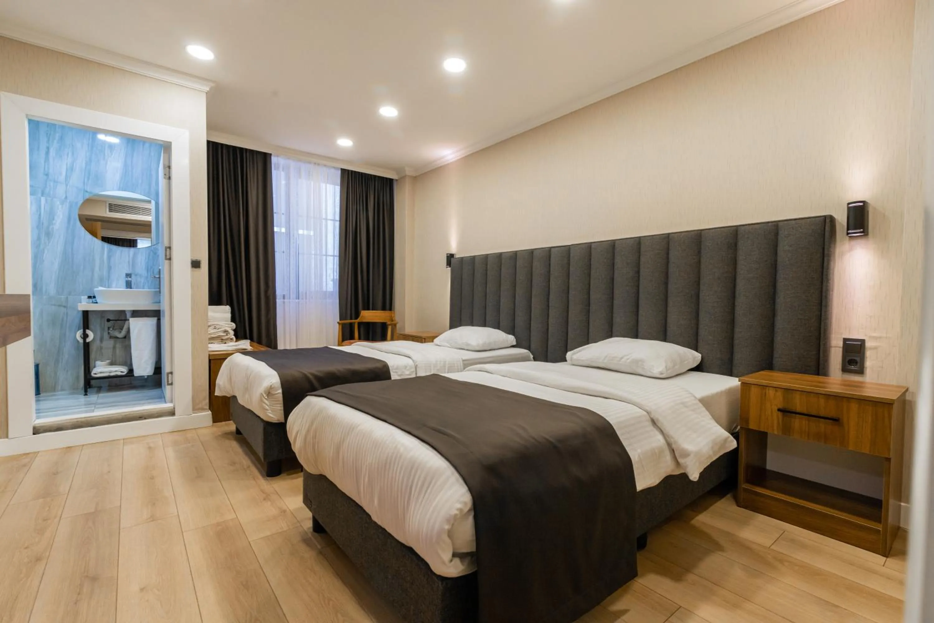 Bed in EÖB TAKSİM HOTEL