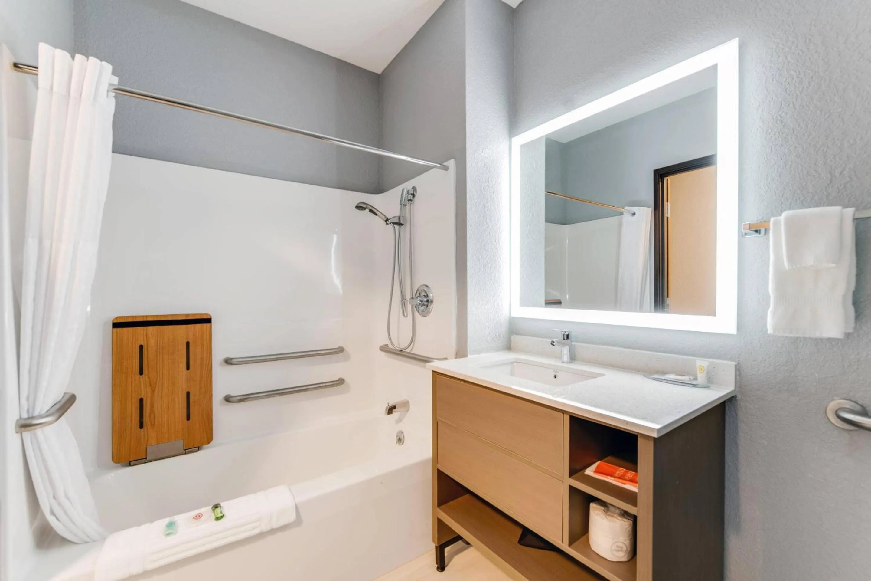 Bedroom in Comfort Inn & Suites Weston - Wausau