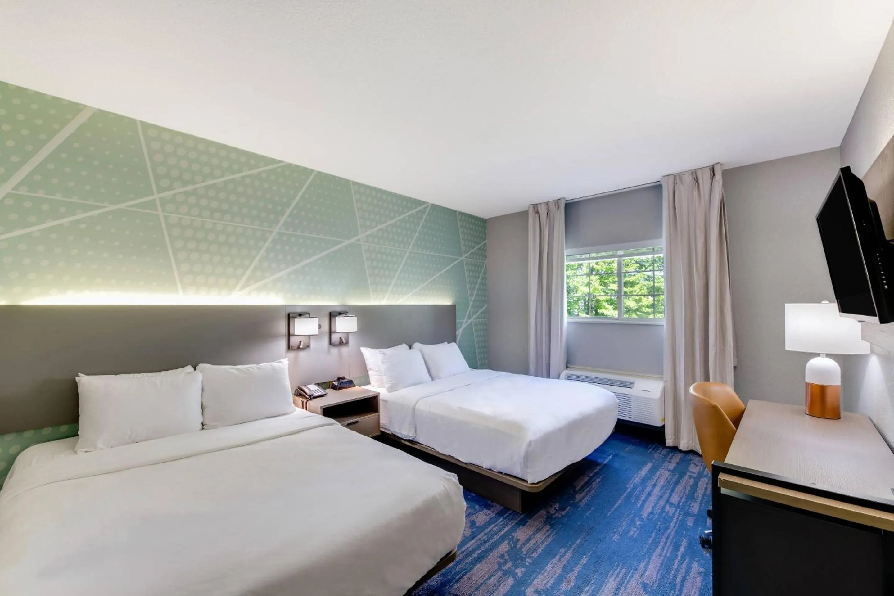 Bedroom, Bed in Comfort Inn & Suites Weston - Wausau