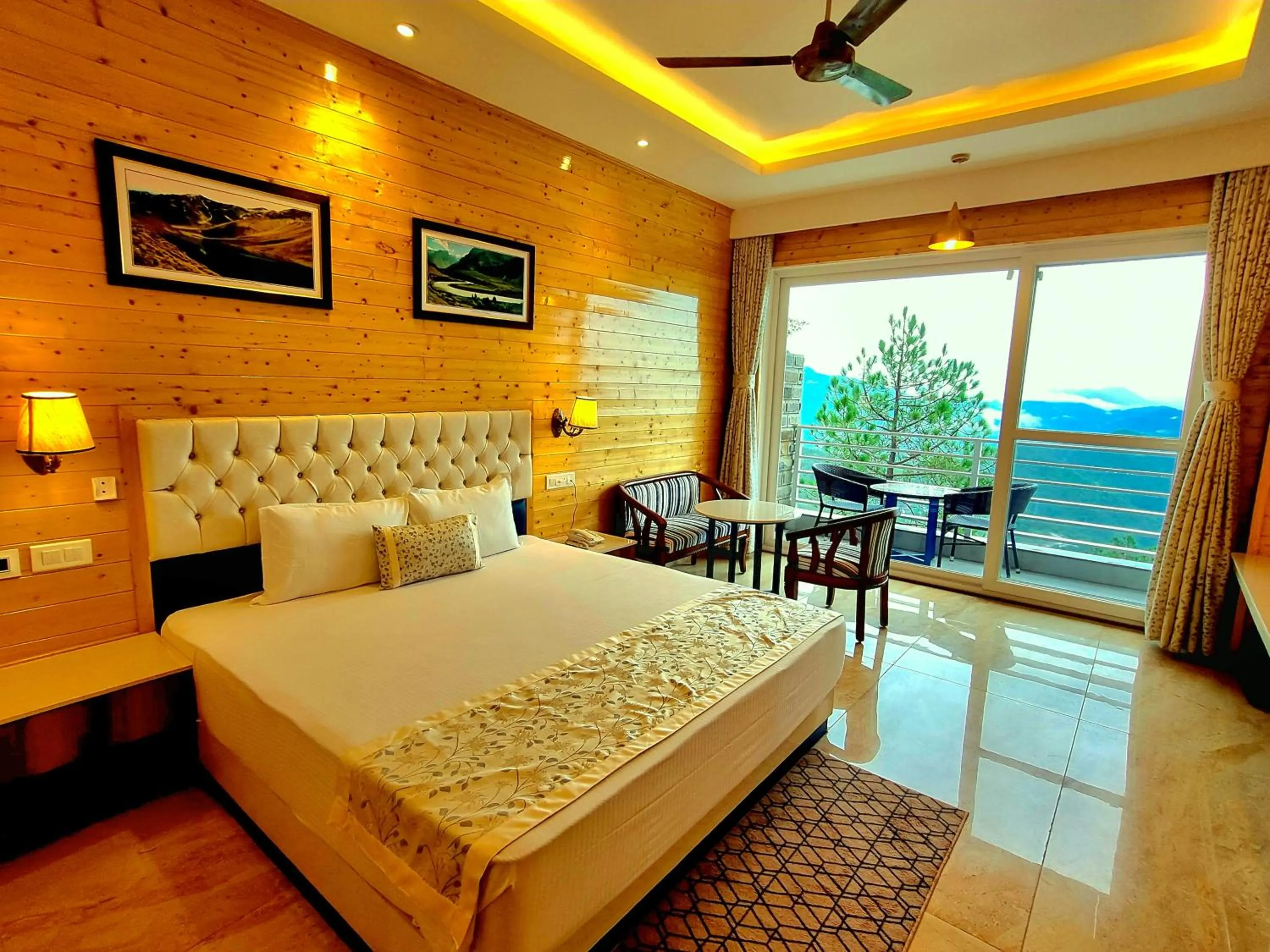 Bed in Hotel Wood Stock Luxury - A Boutique Property - Penthouse - Open Air Restaurant & Terrace