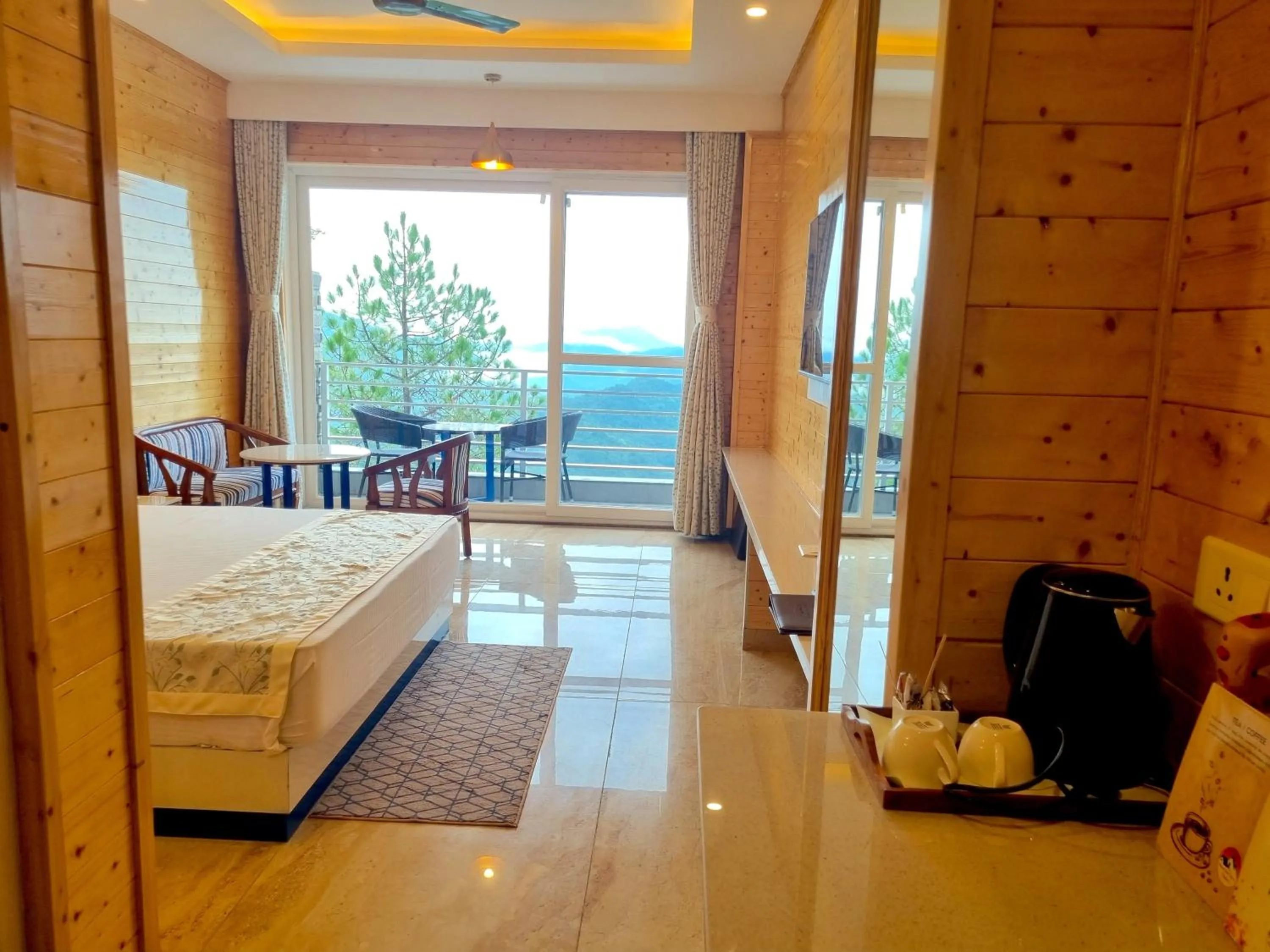 Coffee/tea facilities, Bed in Hotel Wood Stock Luxury - A Boutique Property - Penthouse - Open Air Restaurant & Terrace