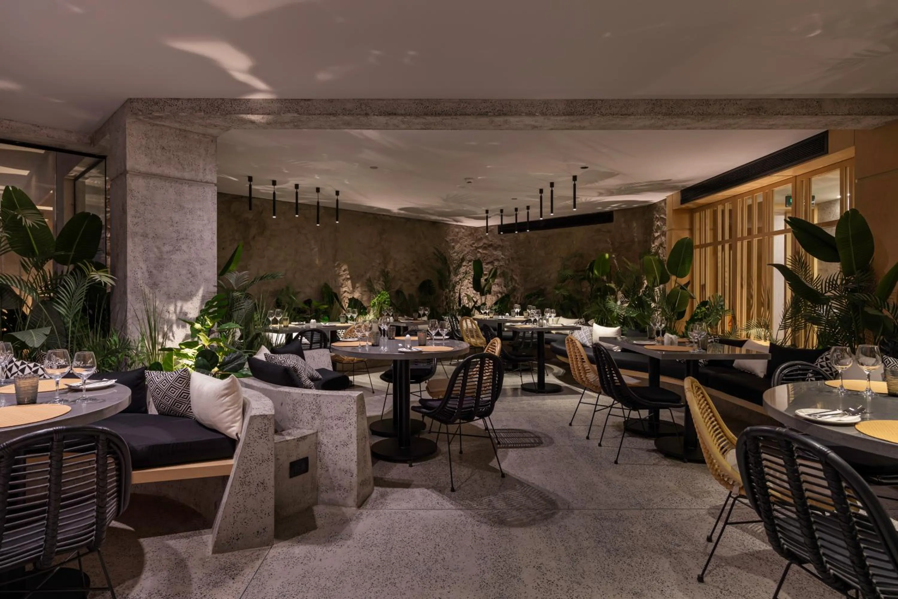 Restaurant/places to eat in Creek Hotel and Residences El Gouna