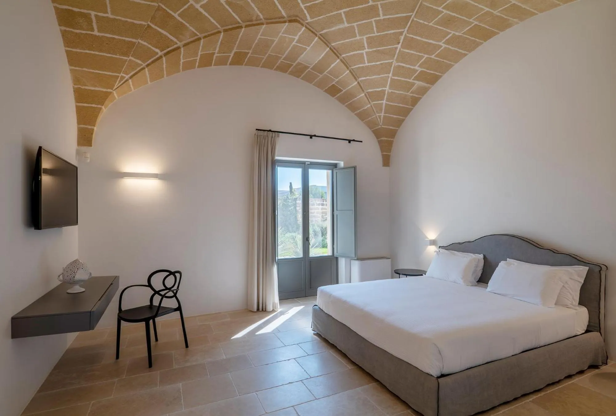 Bedroom, Bed in Torre Assunta Masseria