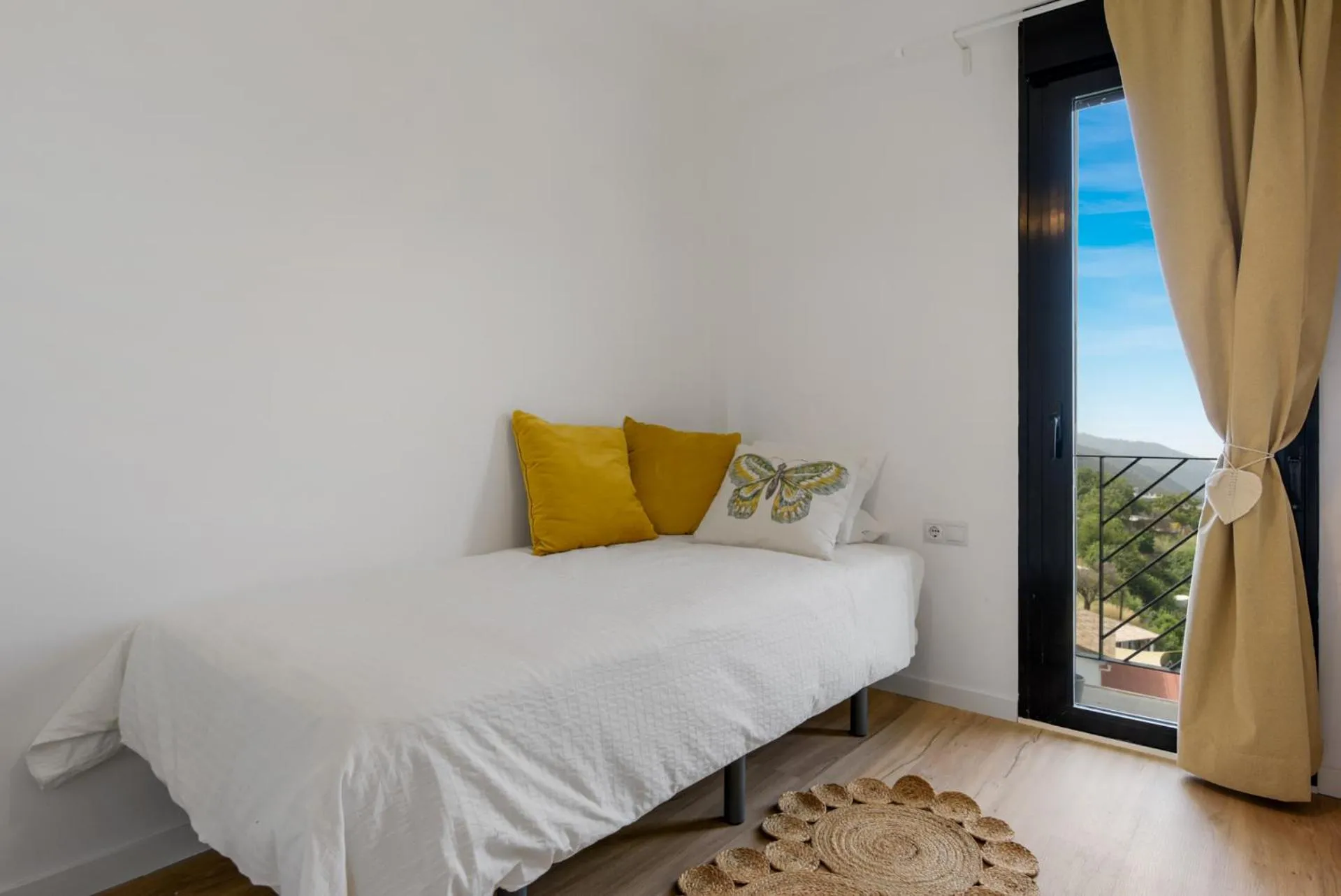 Bedroom, Bed in Dúplex Mar y Montaña