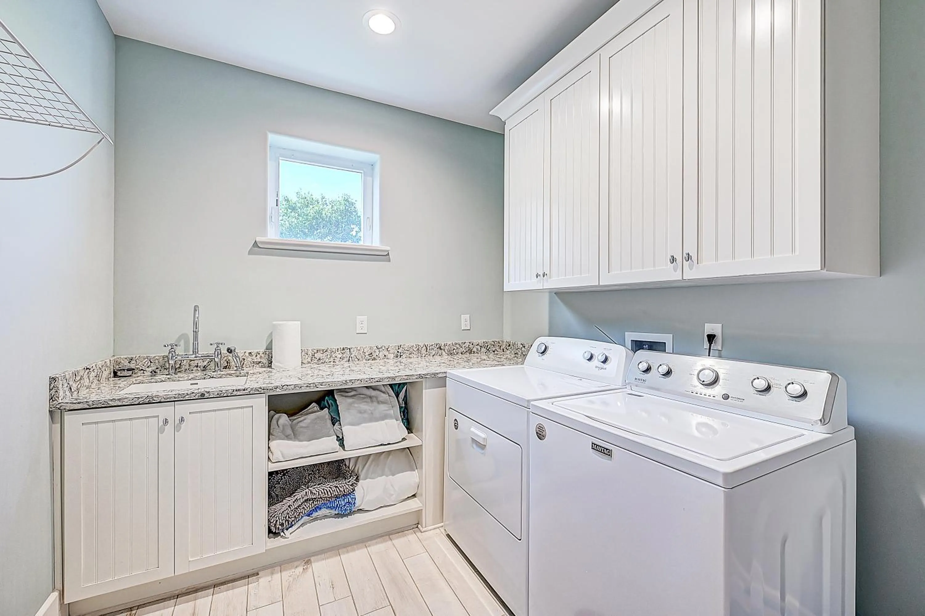 laundry in Ocean Paradise