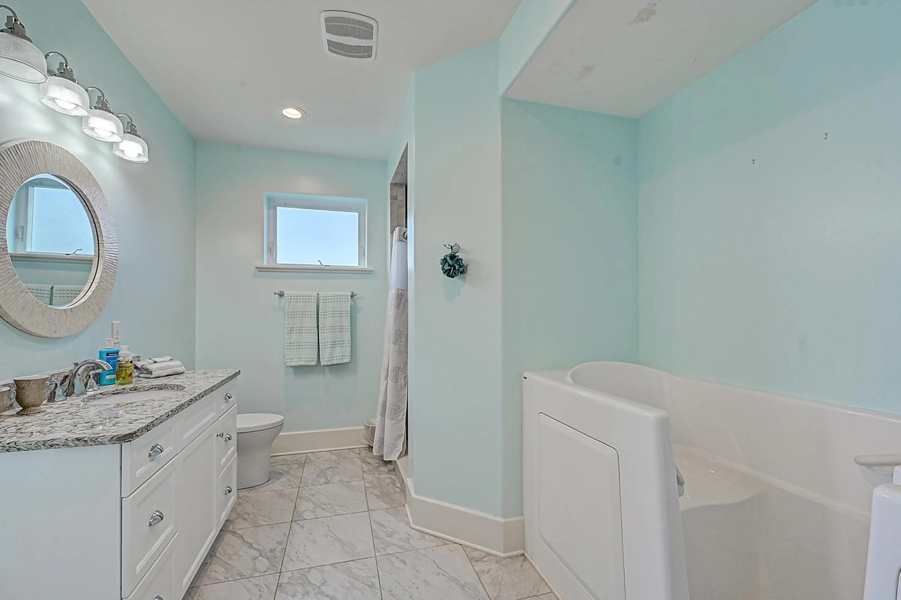 Bathroom in Ocean Paradise