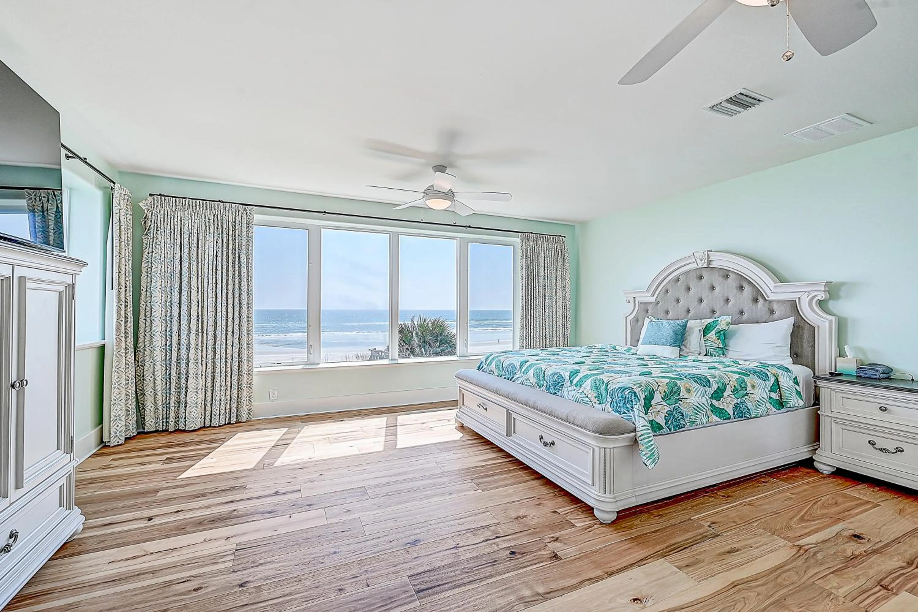 Other, Bed in Ocean Paradise