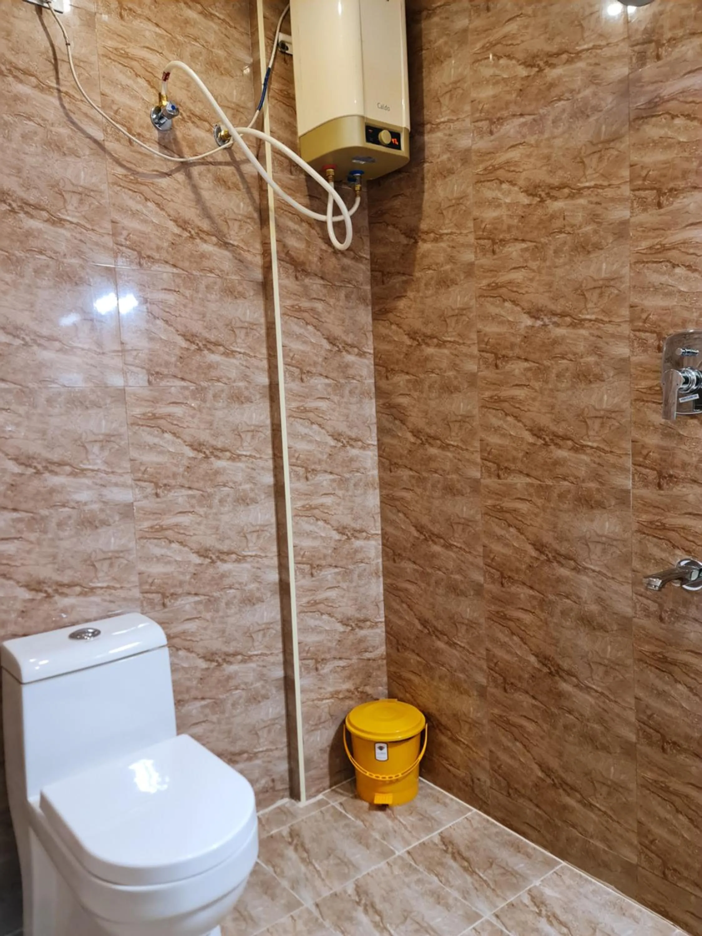 Bathroom in Al Noor Residency Business Class Hotel