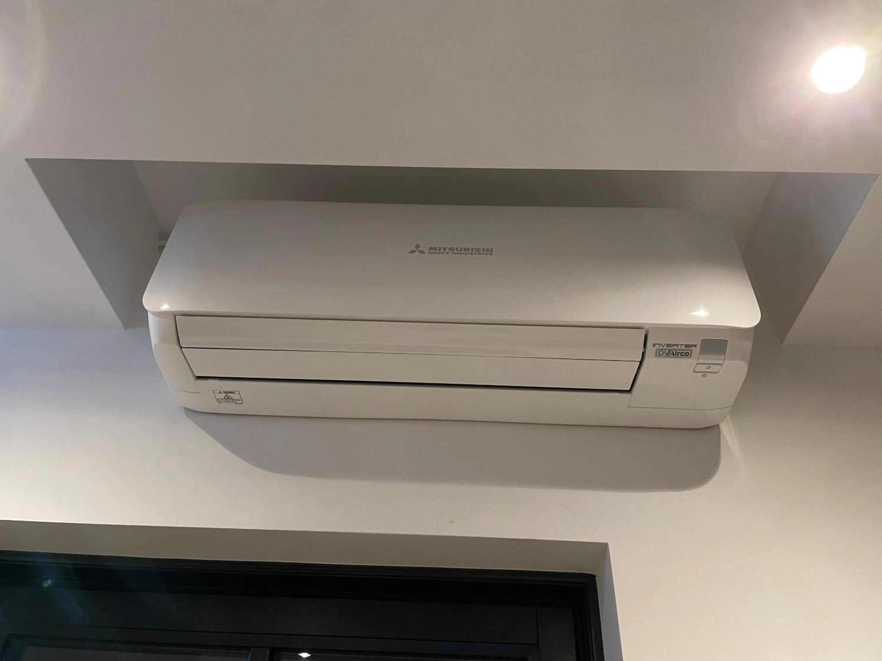 TV/Entertainment Center in B en B Stipdonk