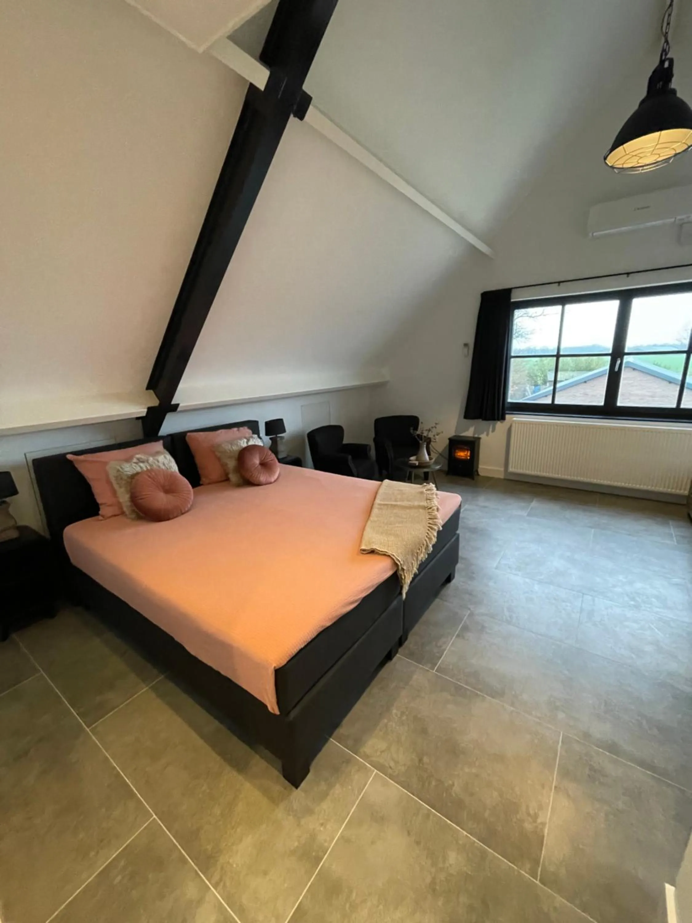 Bed in B en B Stipdonk