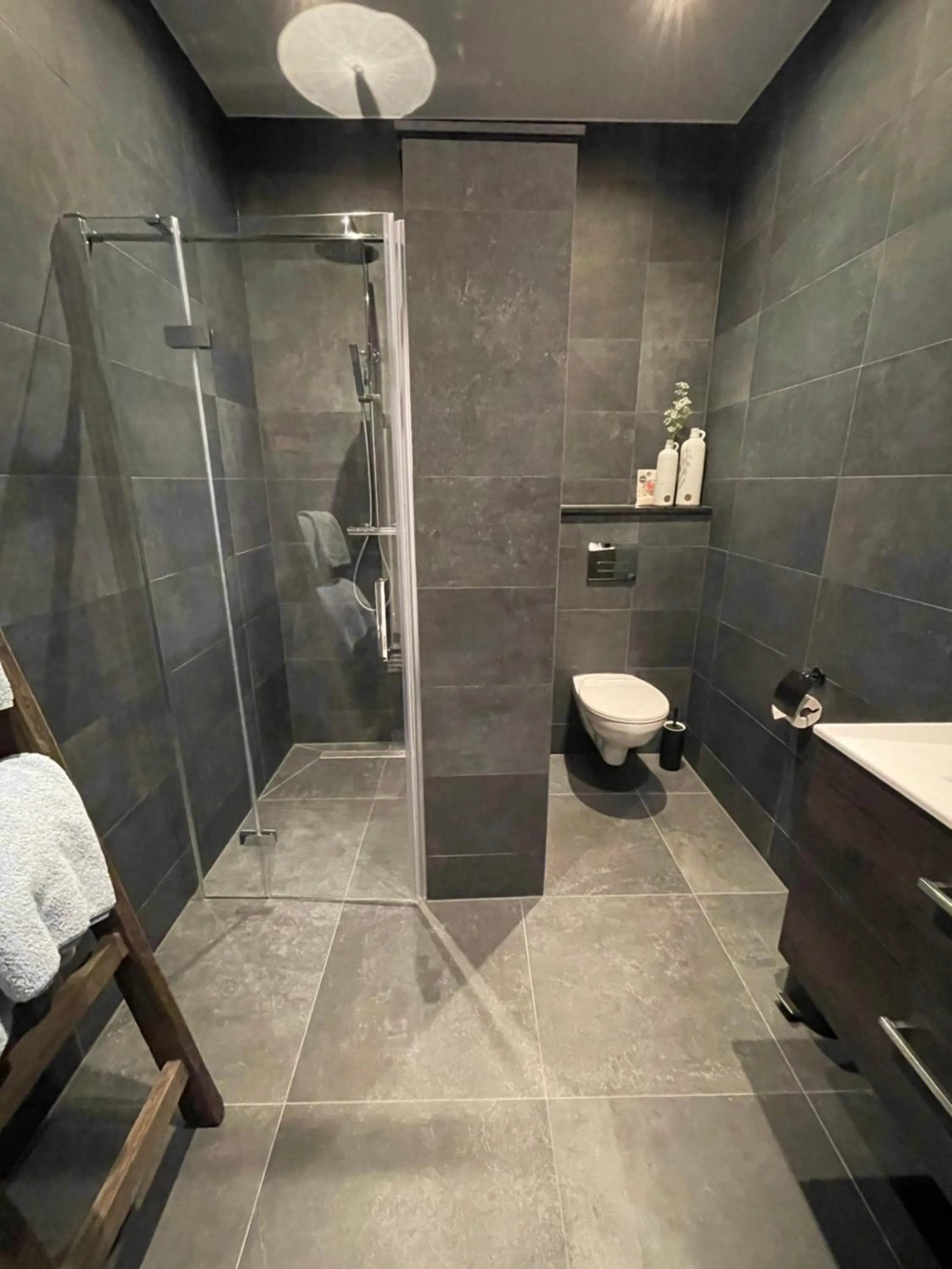 Shower, Bathroom in B en B Stipdonk