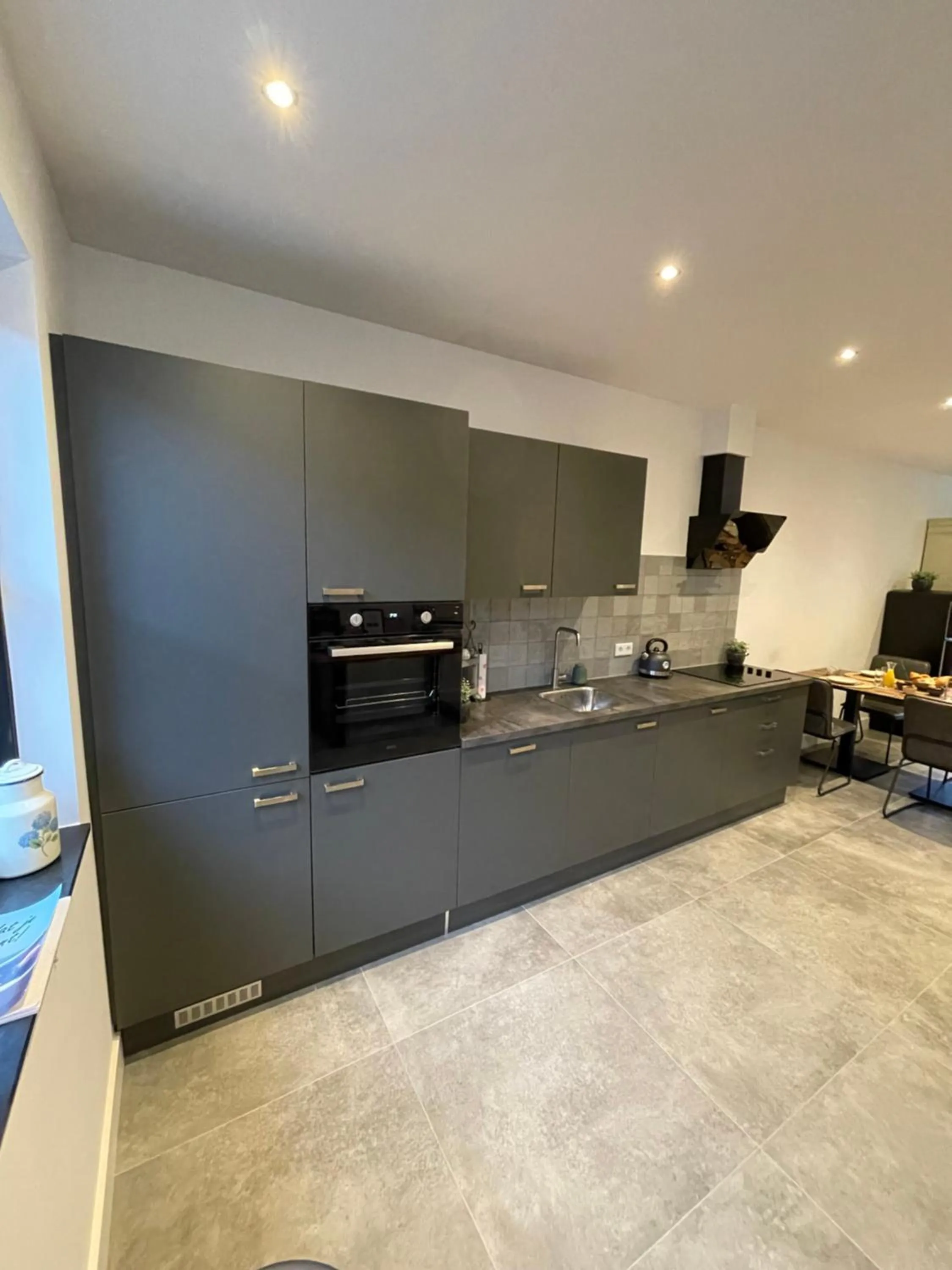 Kitchen or kitchenette, Kitchen/Kitchenette in B en B Stipdonk