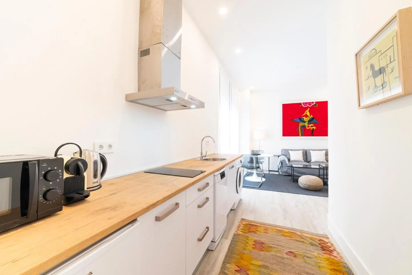 Kitchen or kitchenette in Alohamundi Segovia&Fortaleza