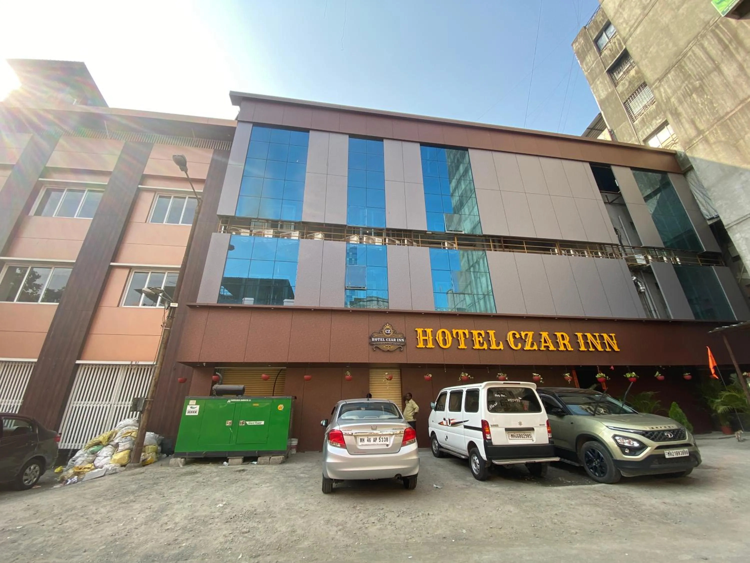 Property building in Hotel Czar Inn - Vashi Navi Mumbai