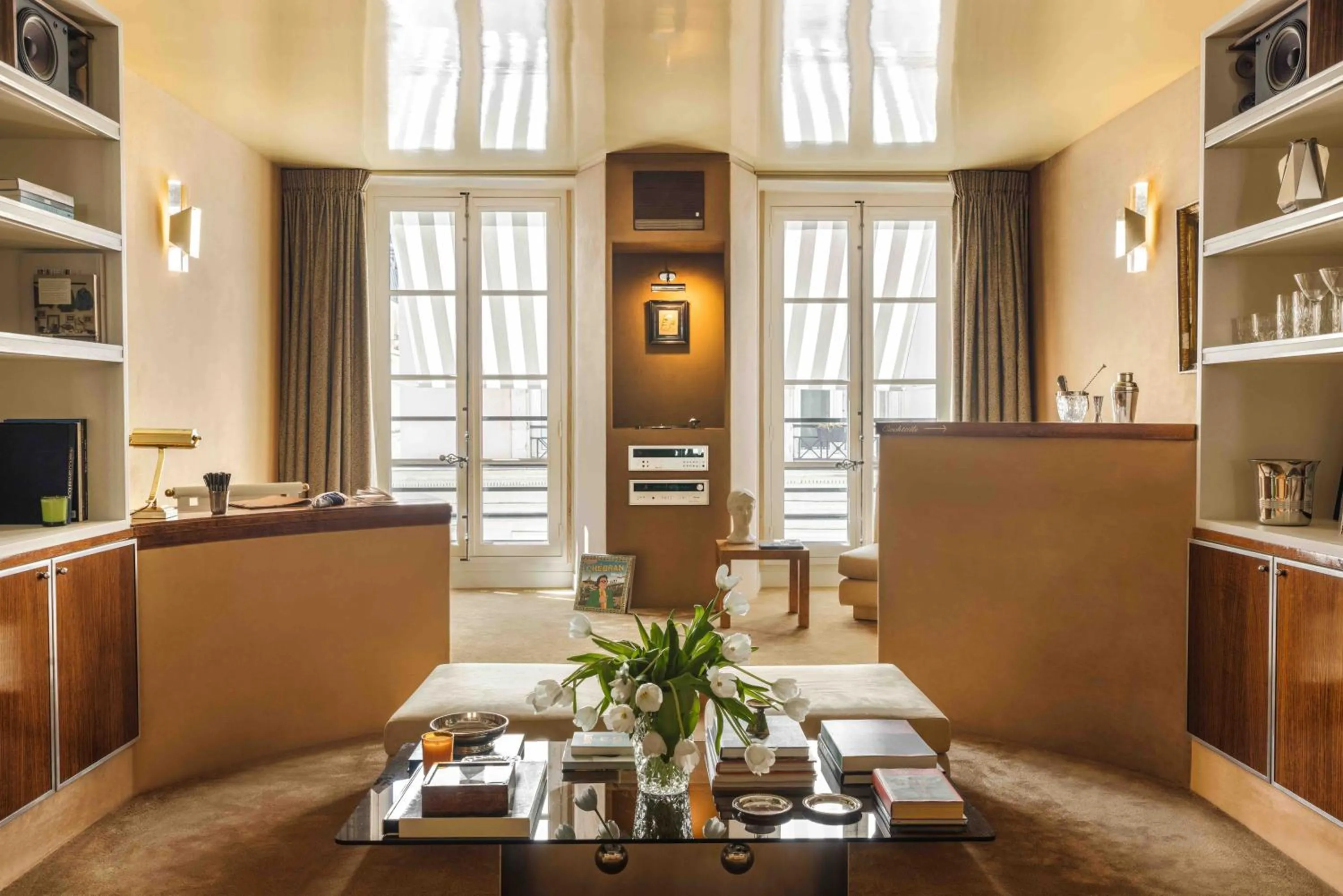 Les Suites Cinabre