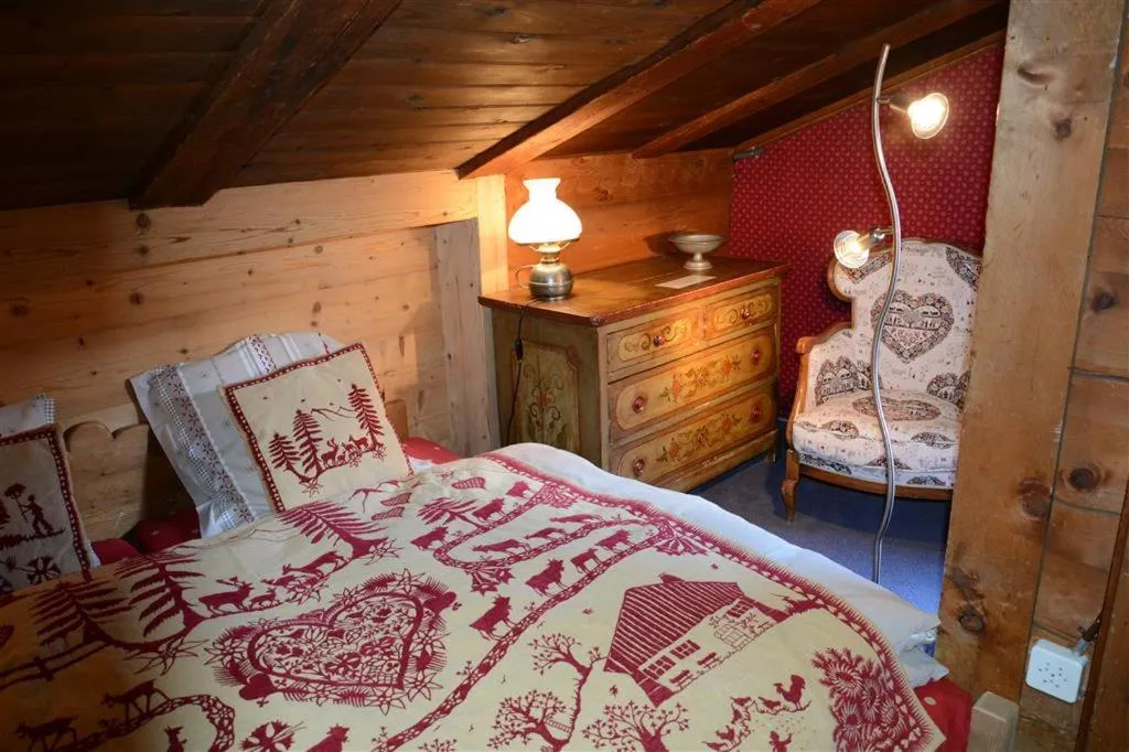 Bed in Le Vieux Chalet