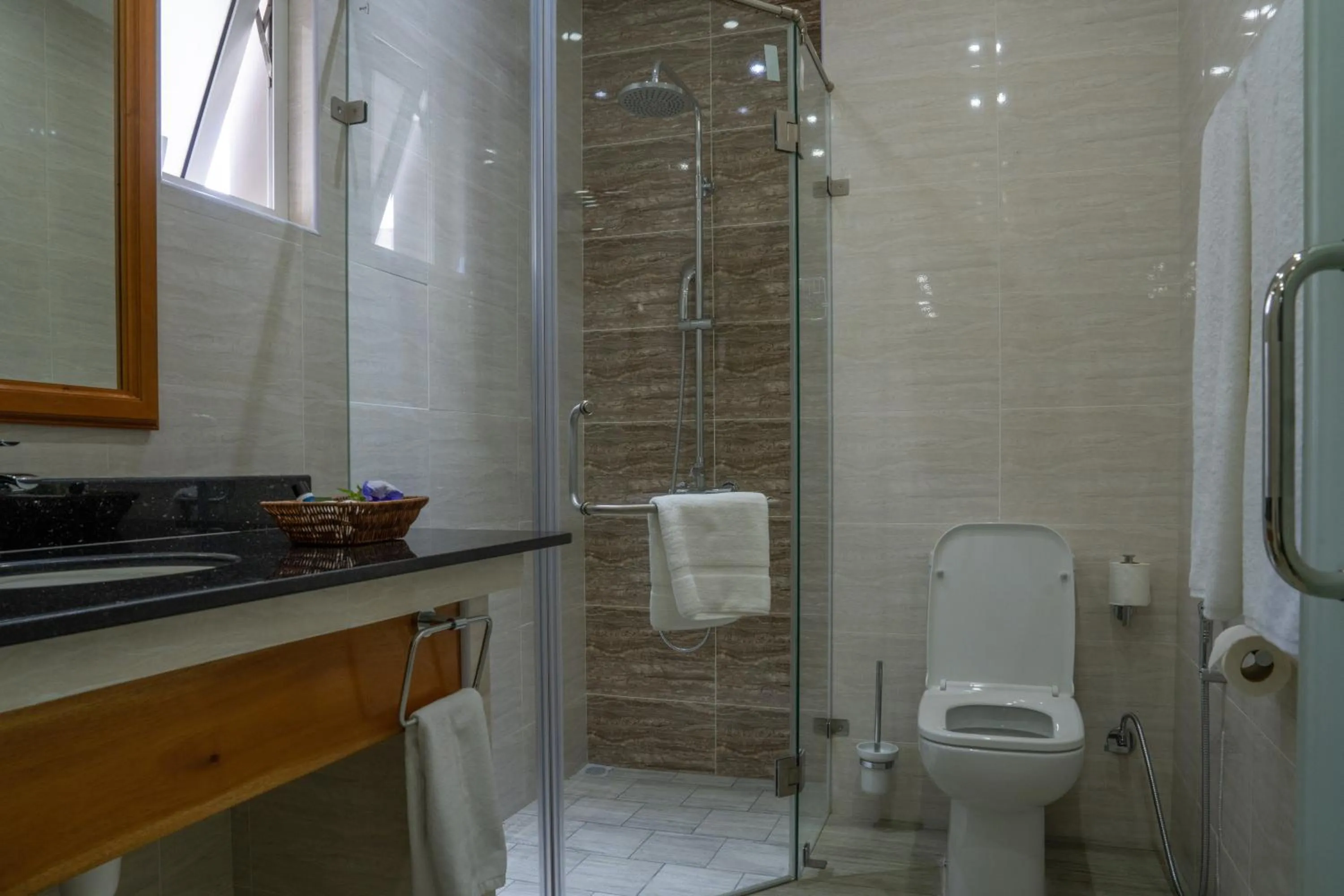 Shower in Voilà Beau Vallon