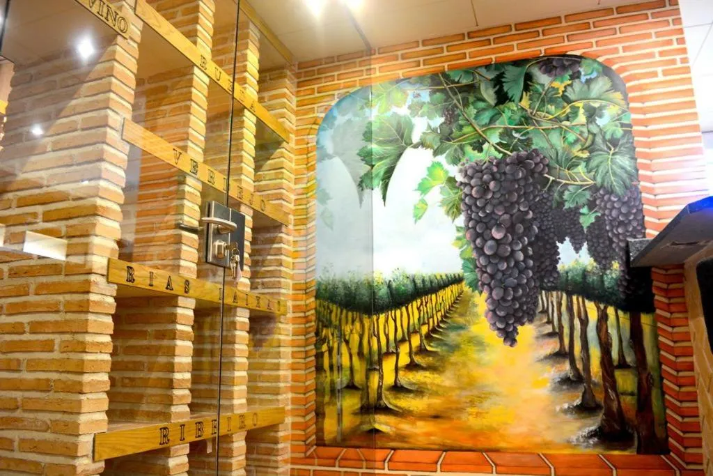 Decorative detail in Hotel-Asador Montes Oretanos