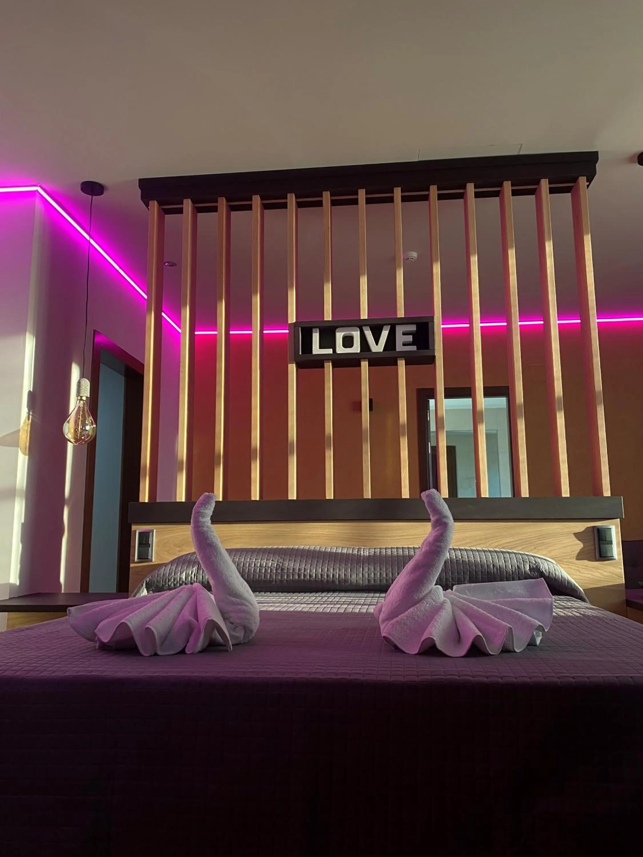 Bed in Hotel-Asador Montes Oretanos