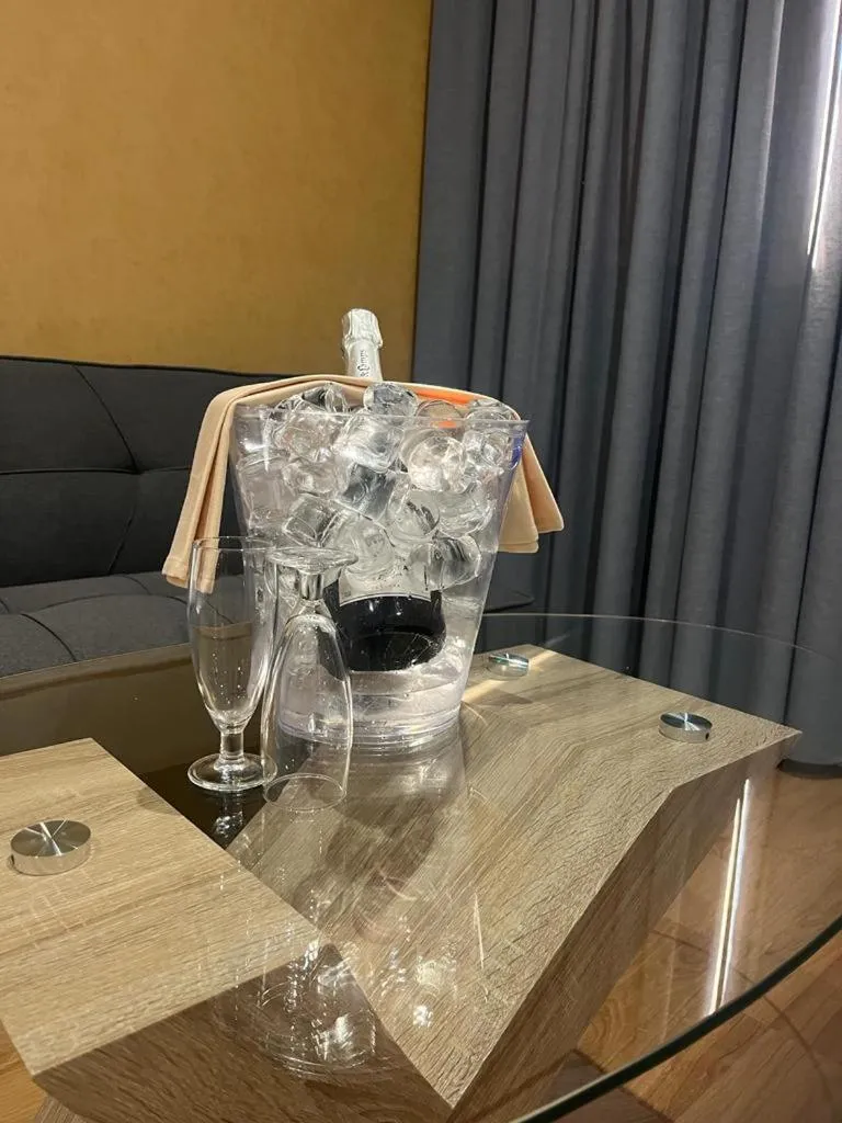 Restaurant/places to eat in Hotel-Asador Montes Oretanos