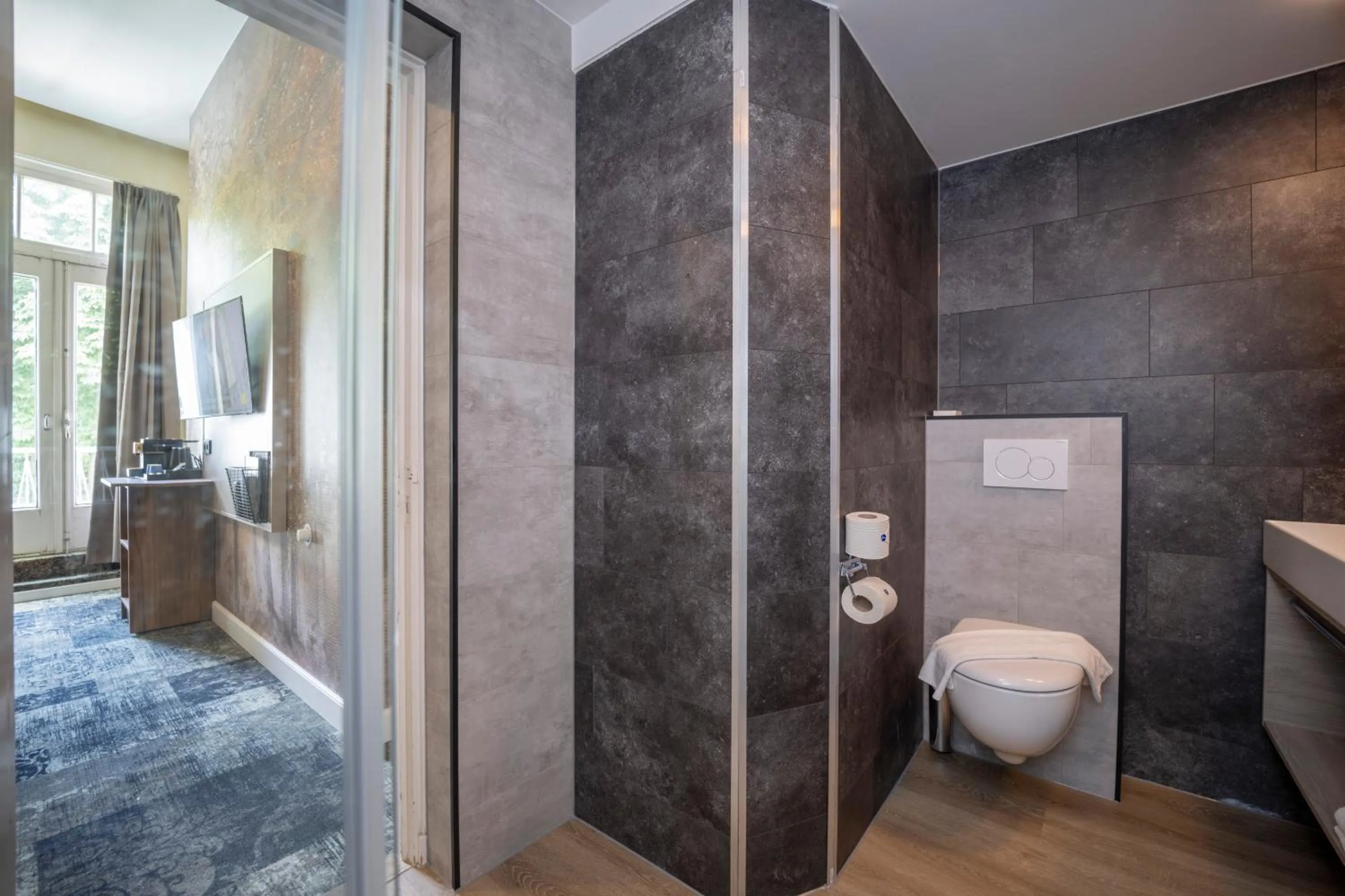 Bathroom in Fletcher Hotel Restaurant Erica