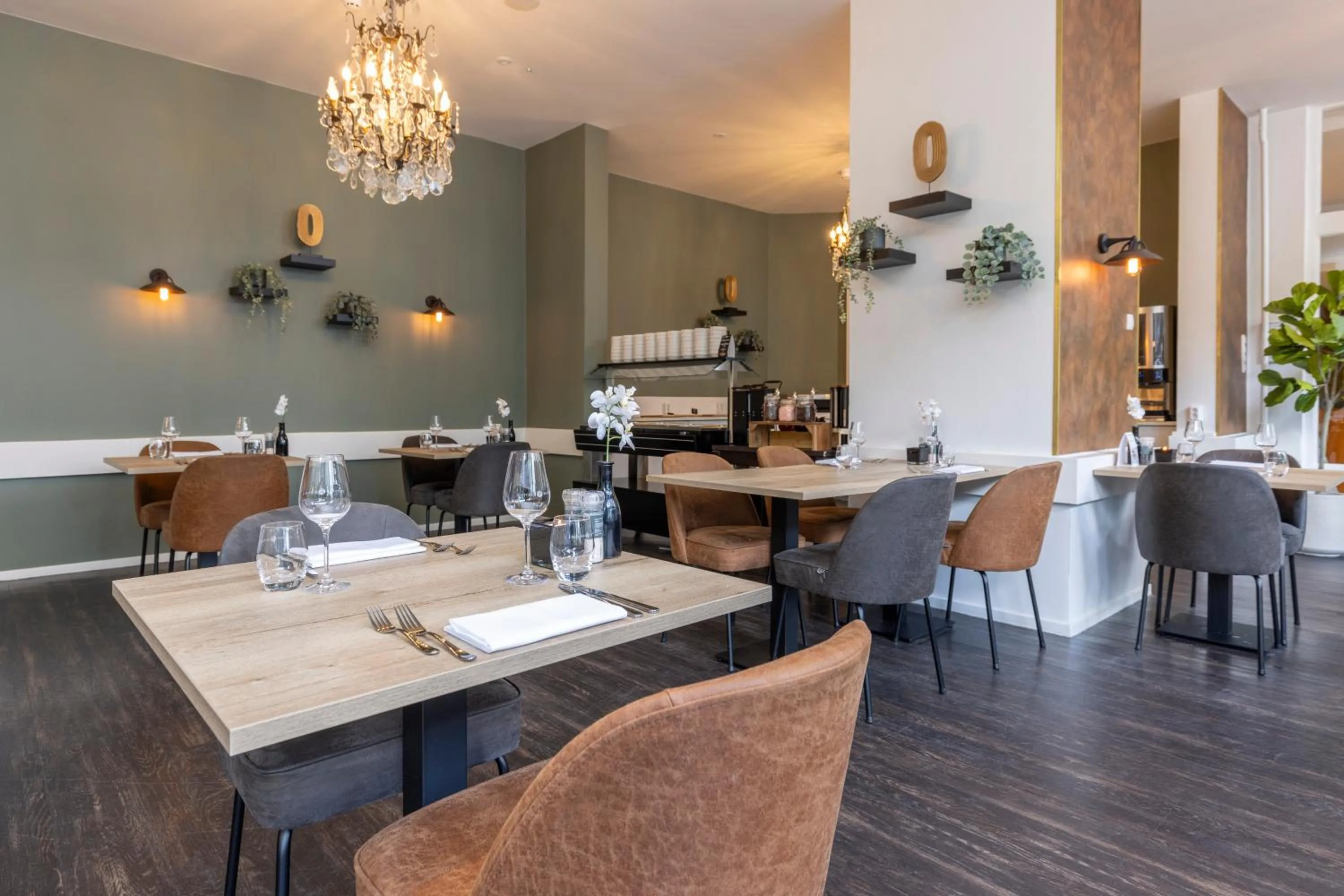 Restaurant/places to eat in Fletcher Hotel Restaurant Erica