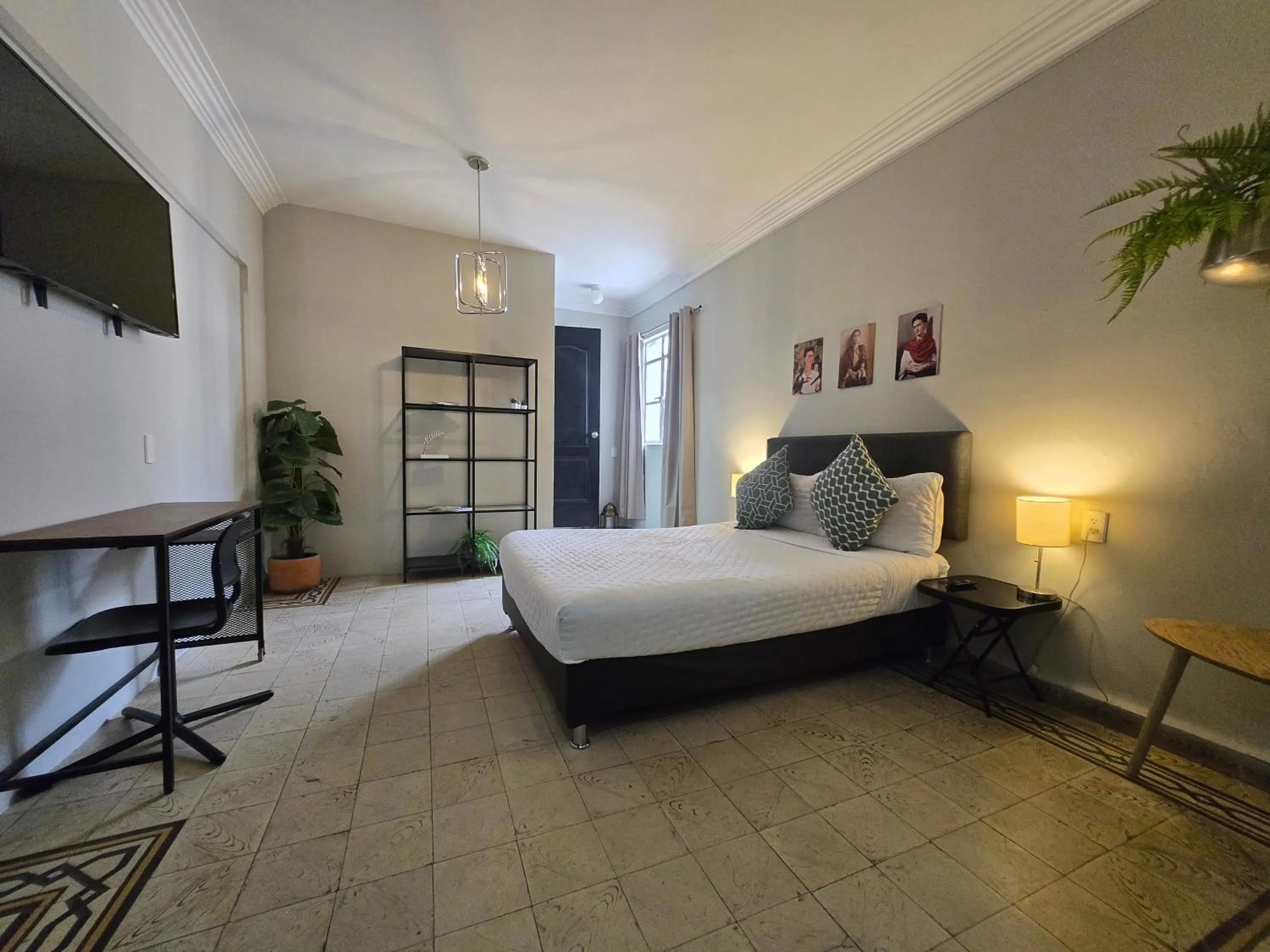 Photo of the whole room, Bed in Singular Centro Histórico