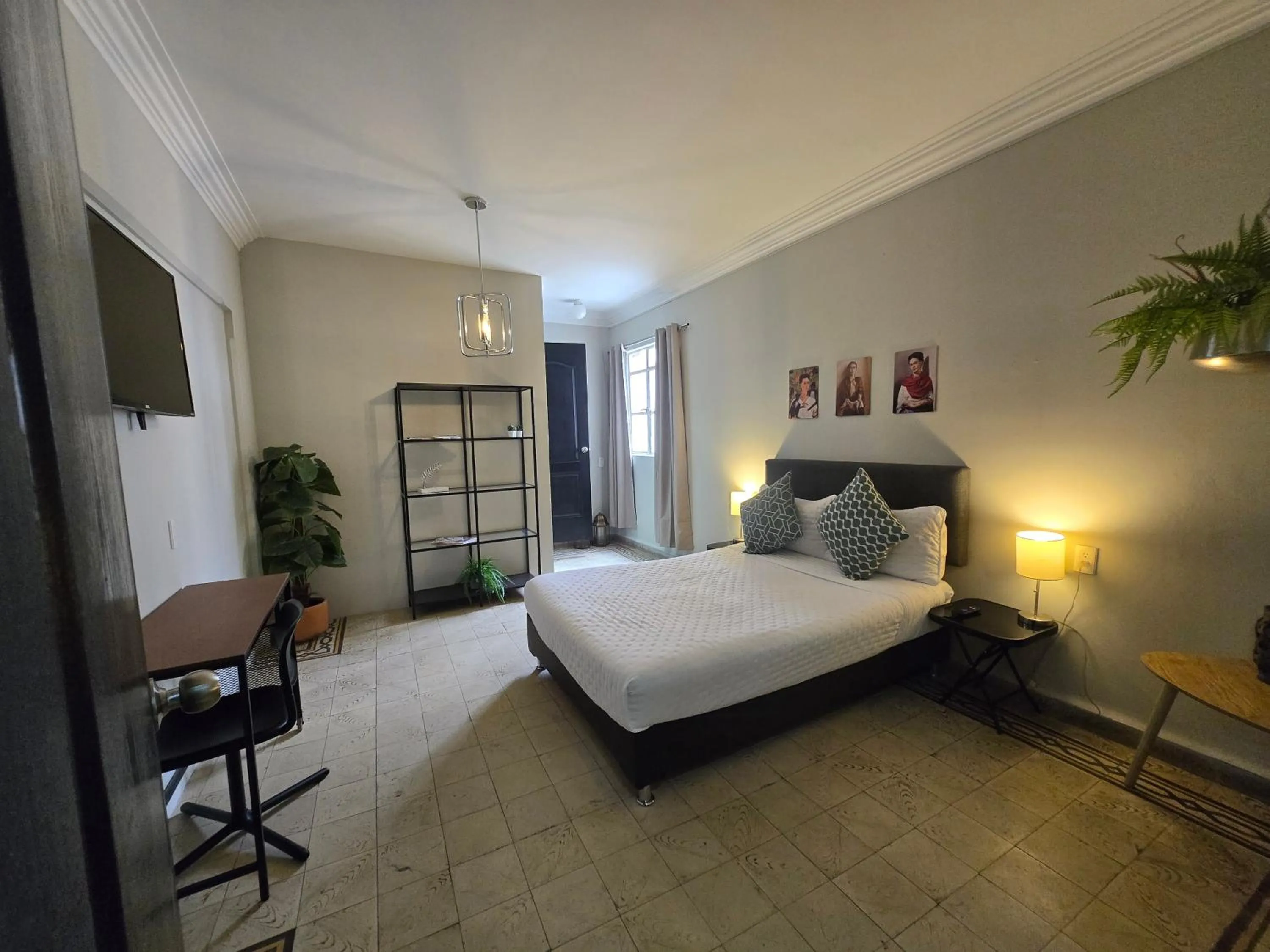 Photo of the whole room, Bed in Singular Centro Histórico