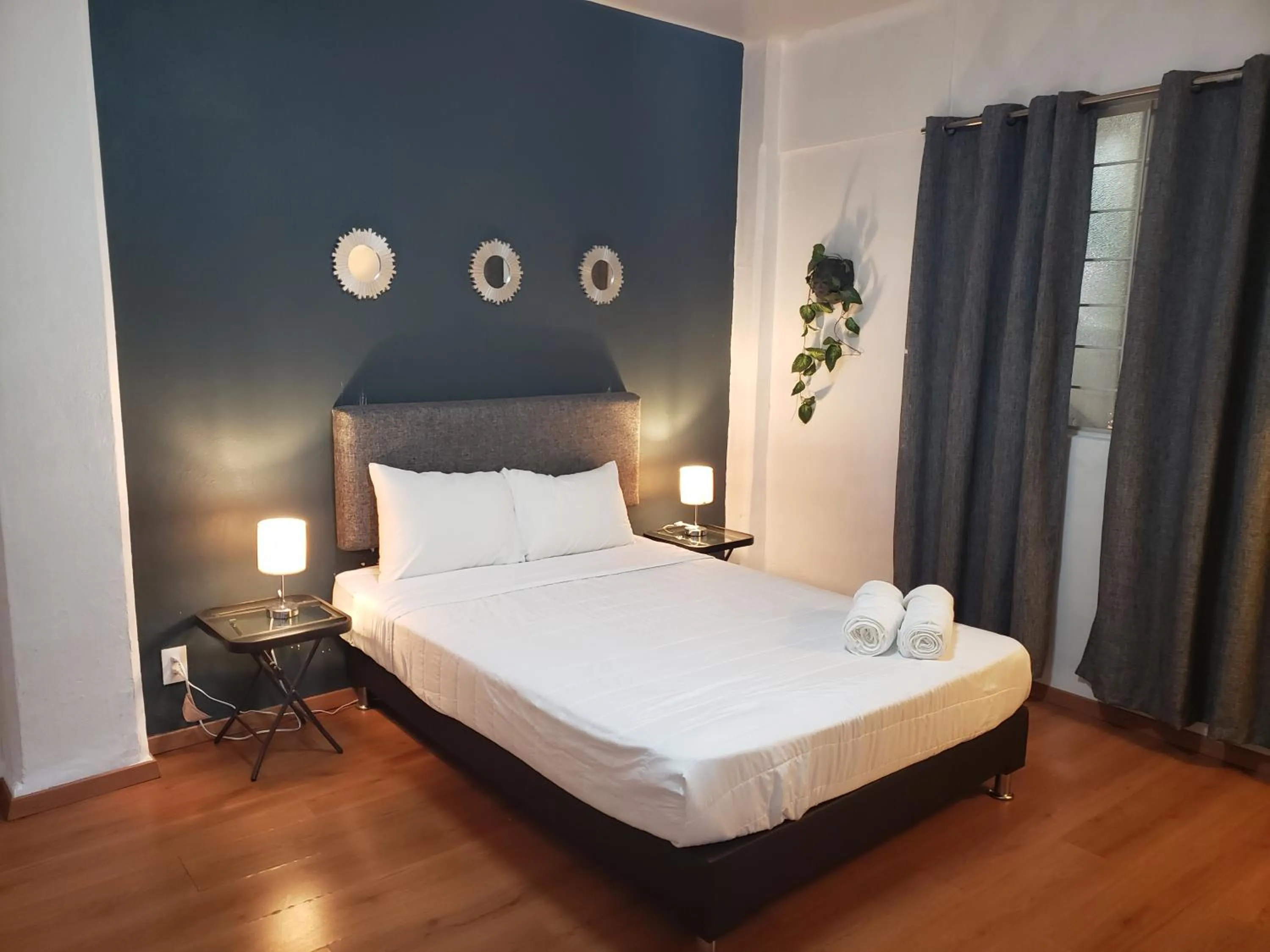 Photo of the whole room, Bed in Singular Centro Histórico