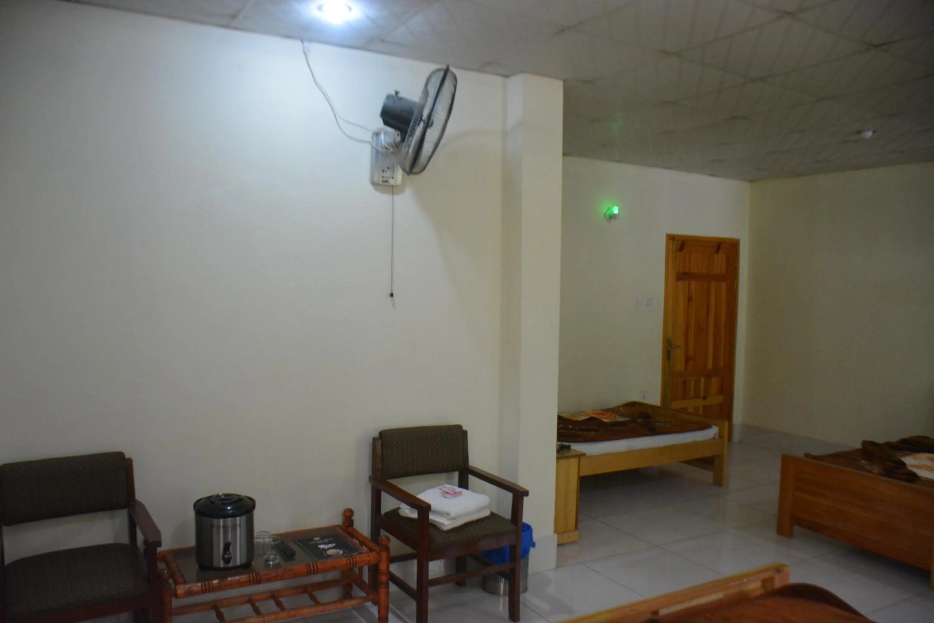 Bed in Eagle Nest, Malam Jabba by LMC