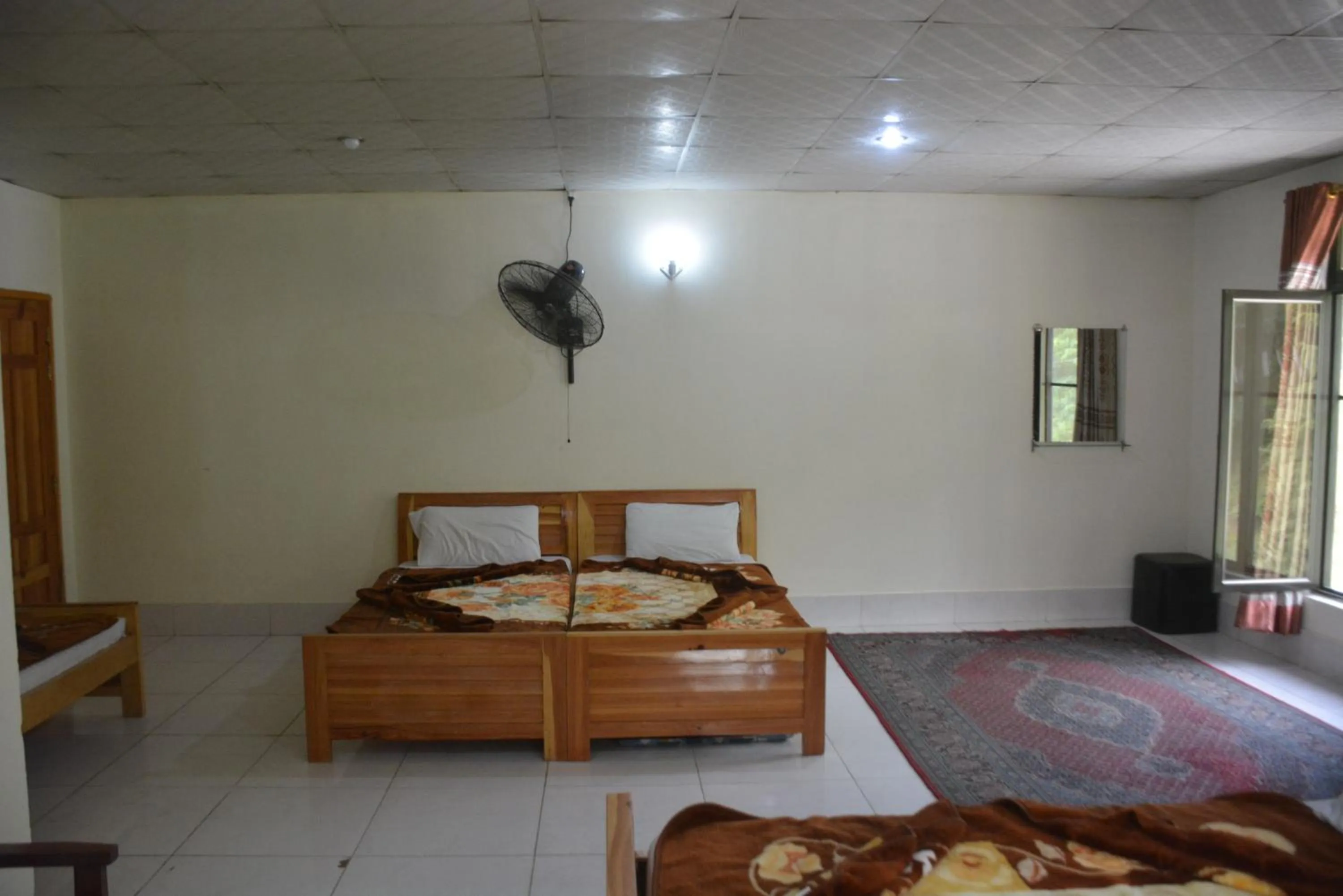 Bed in Eagle Nest, Malam Jabba by LMC