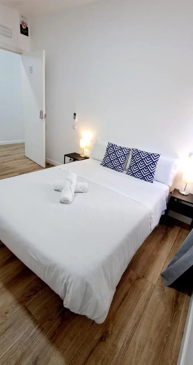 Bed in AYZ Joaquín Pol - Auto check-in property